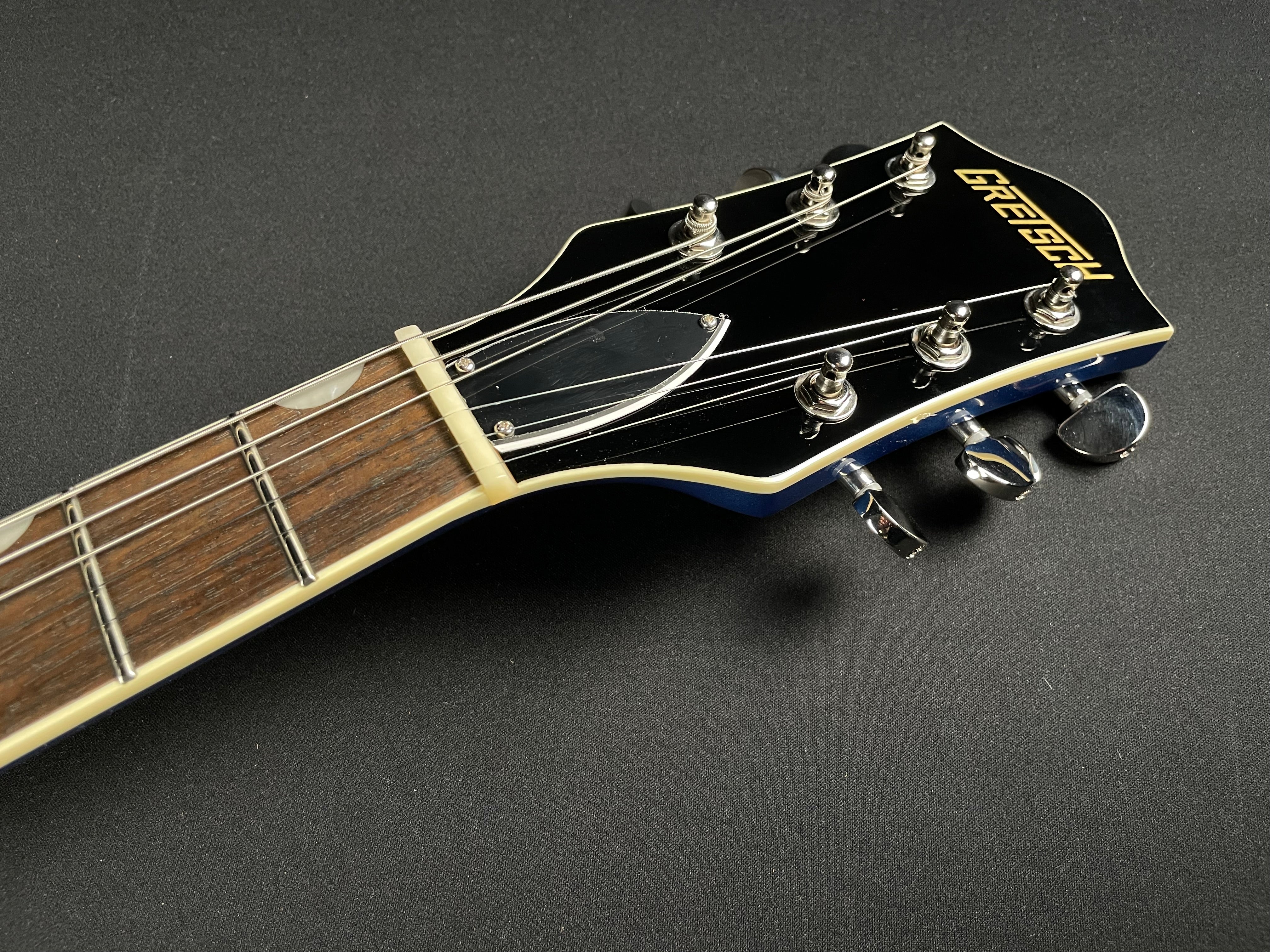 Gretsch G2420T Streamliner Hollow Body with Bigsby - Fairlane Blue - Metronome Music Inc.