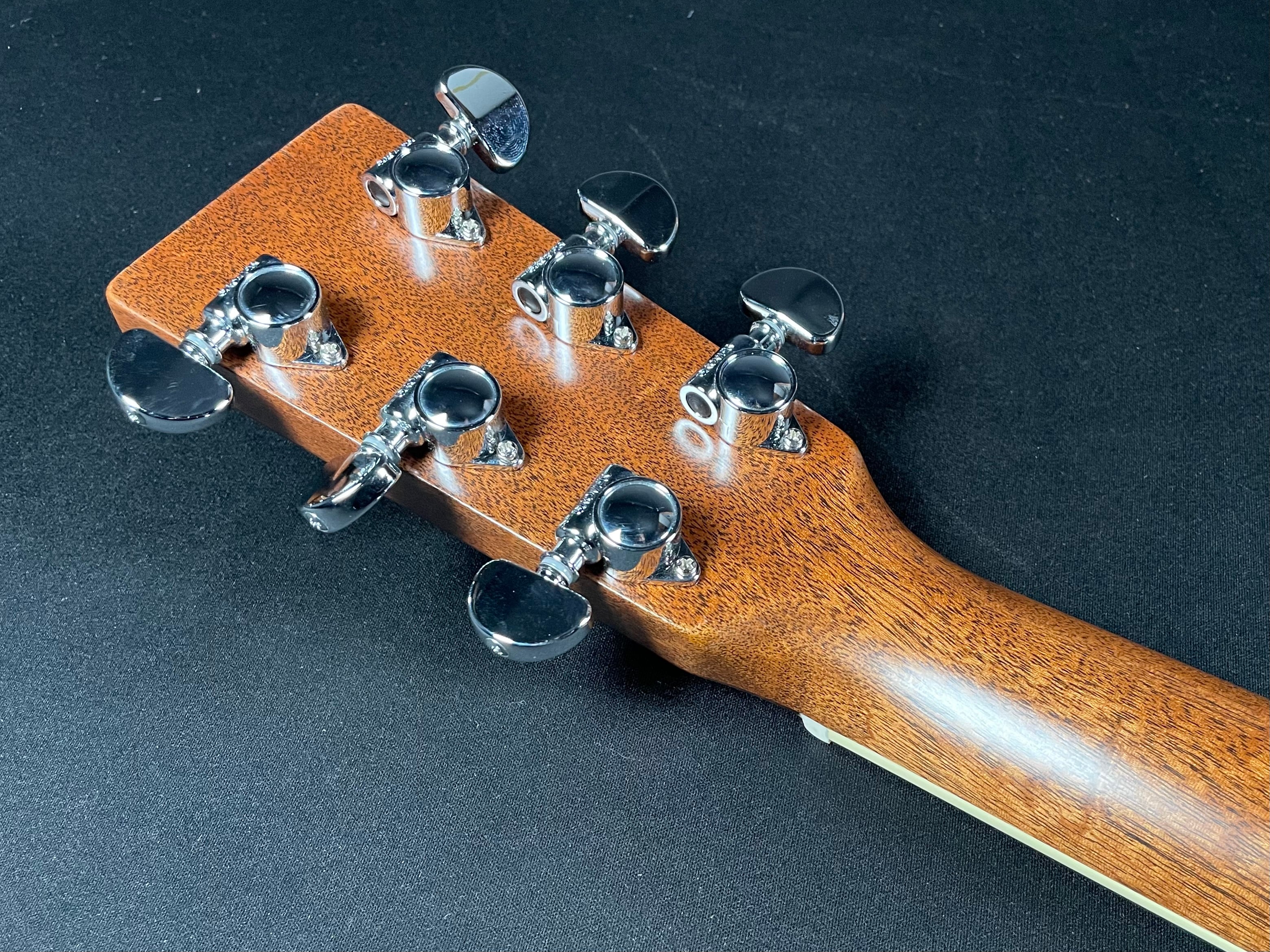 Martin HD-35 Standard w/Hardshell Case - Natural (2025)