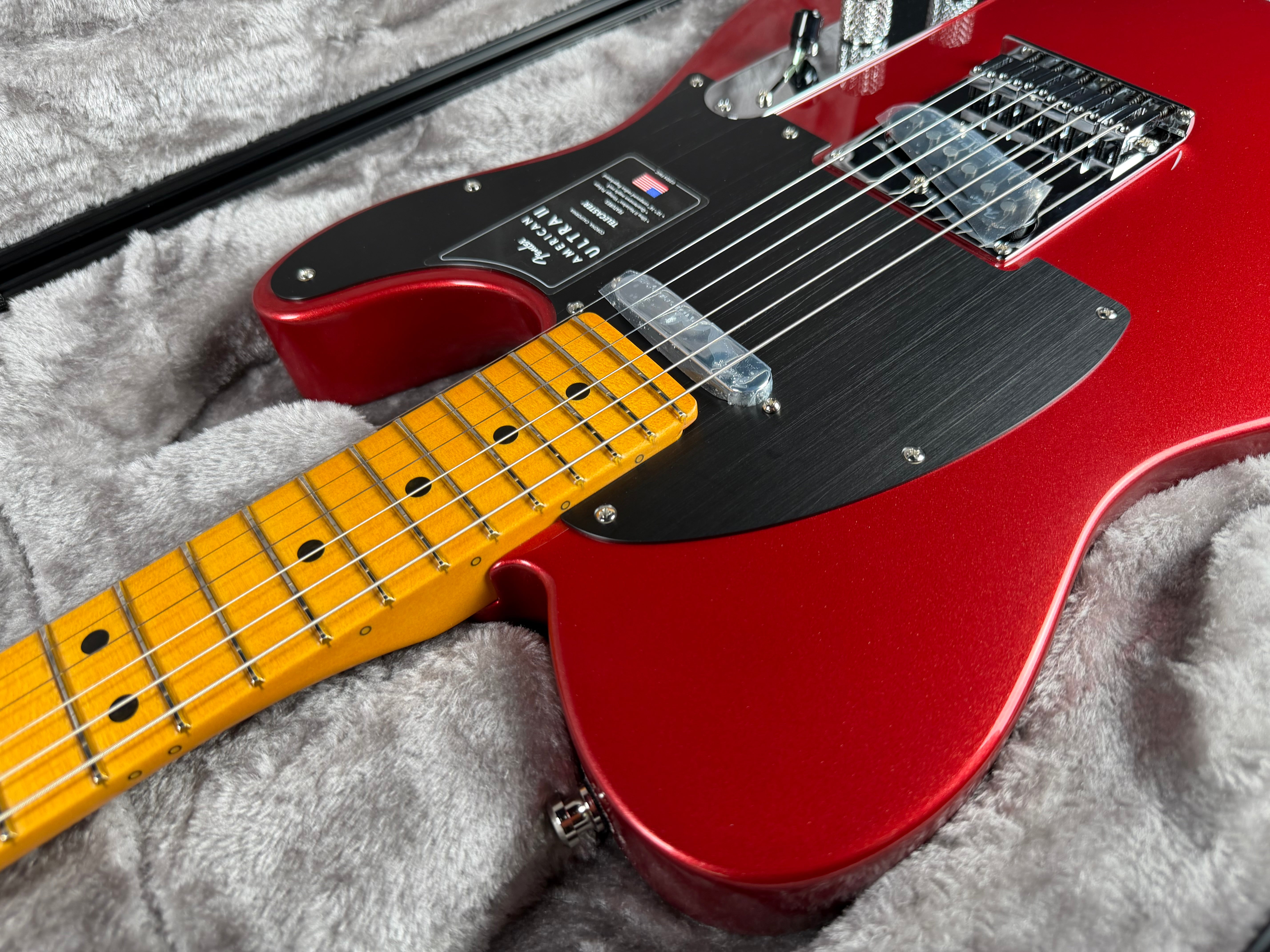 Fender American Ultra II Telecaster, Maple - Sinister Red (2026)
