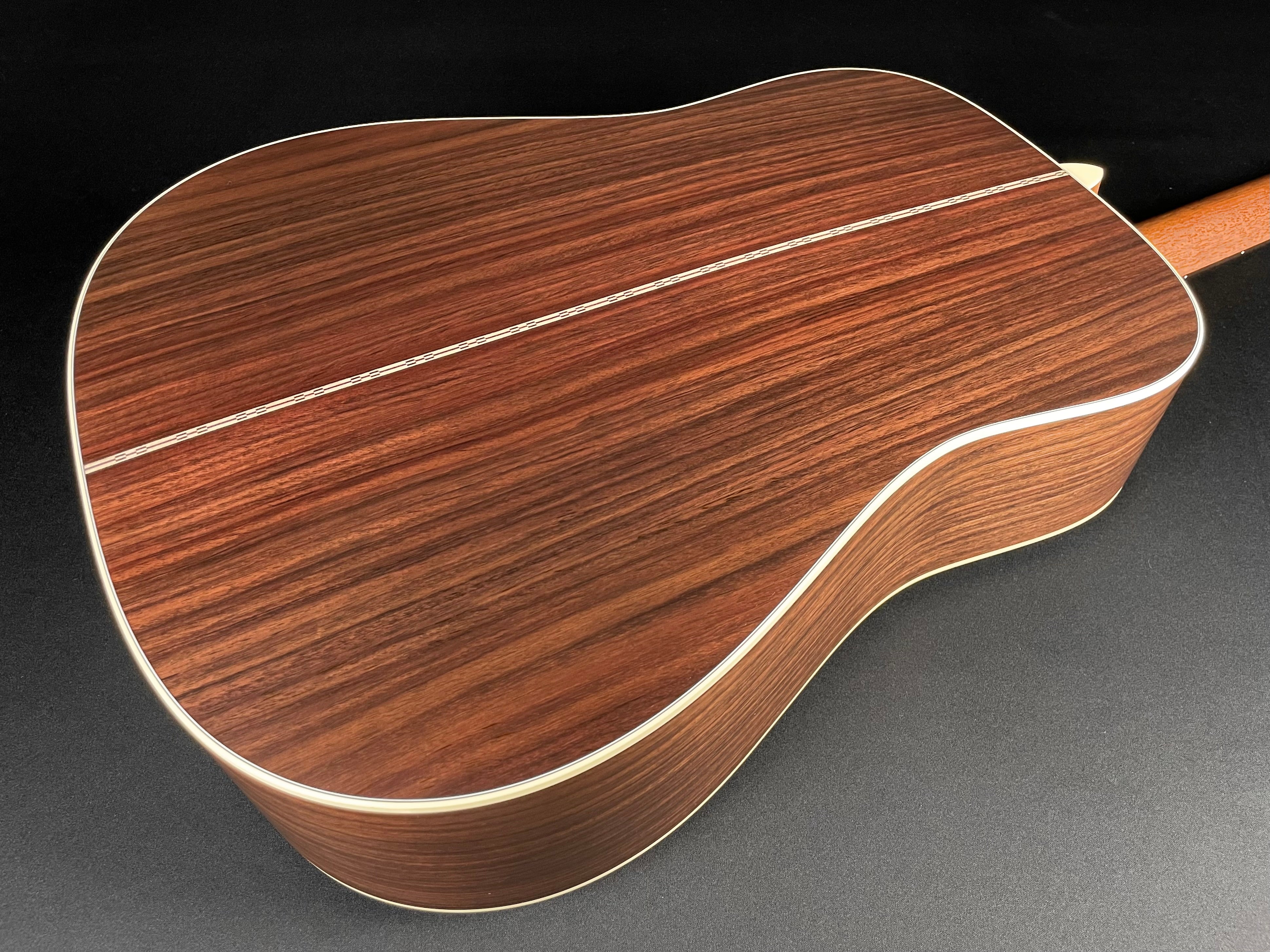 Martin D-28 Standard w/Hardshell Case - Satin Natural (2025) - Metronome Music Inc.