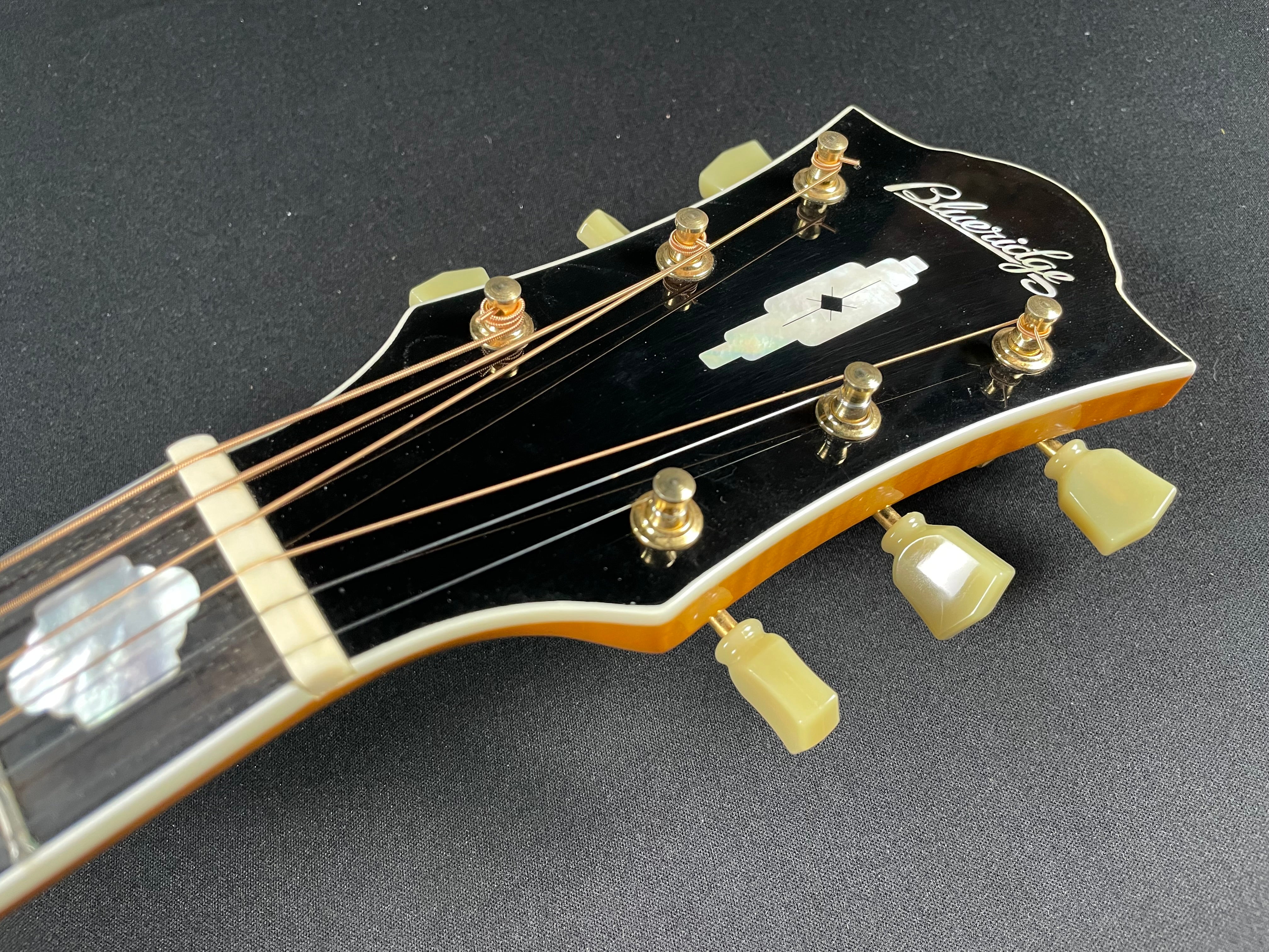 Blueridge BG-2500 Historic Series Super Jumbo Acoustic Guitar (2016) - Metronome Music Inc.