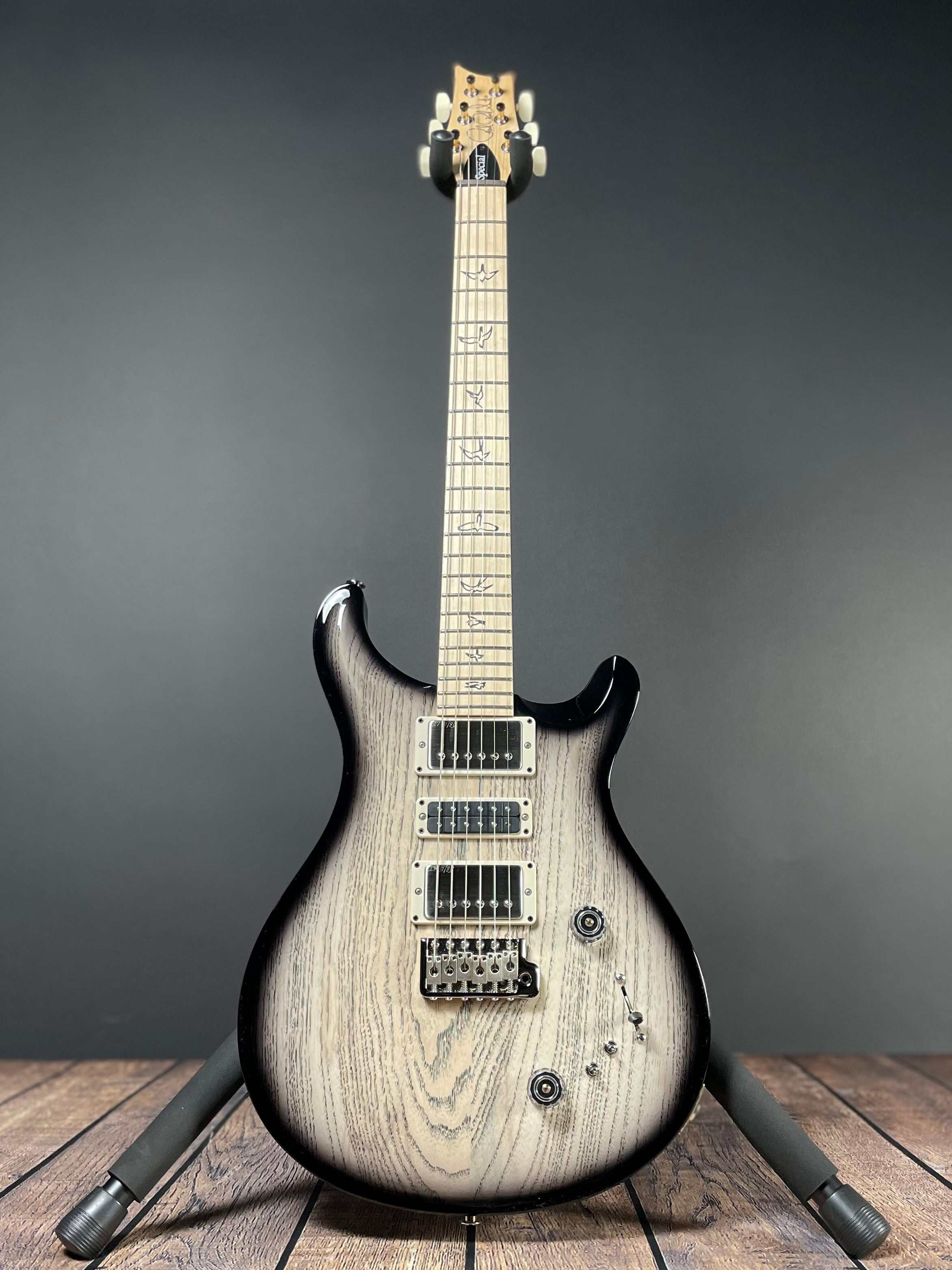 PRS Swamp Ash Special - White Doghair Smokeburst - Metronome Music Inc.