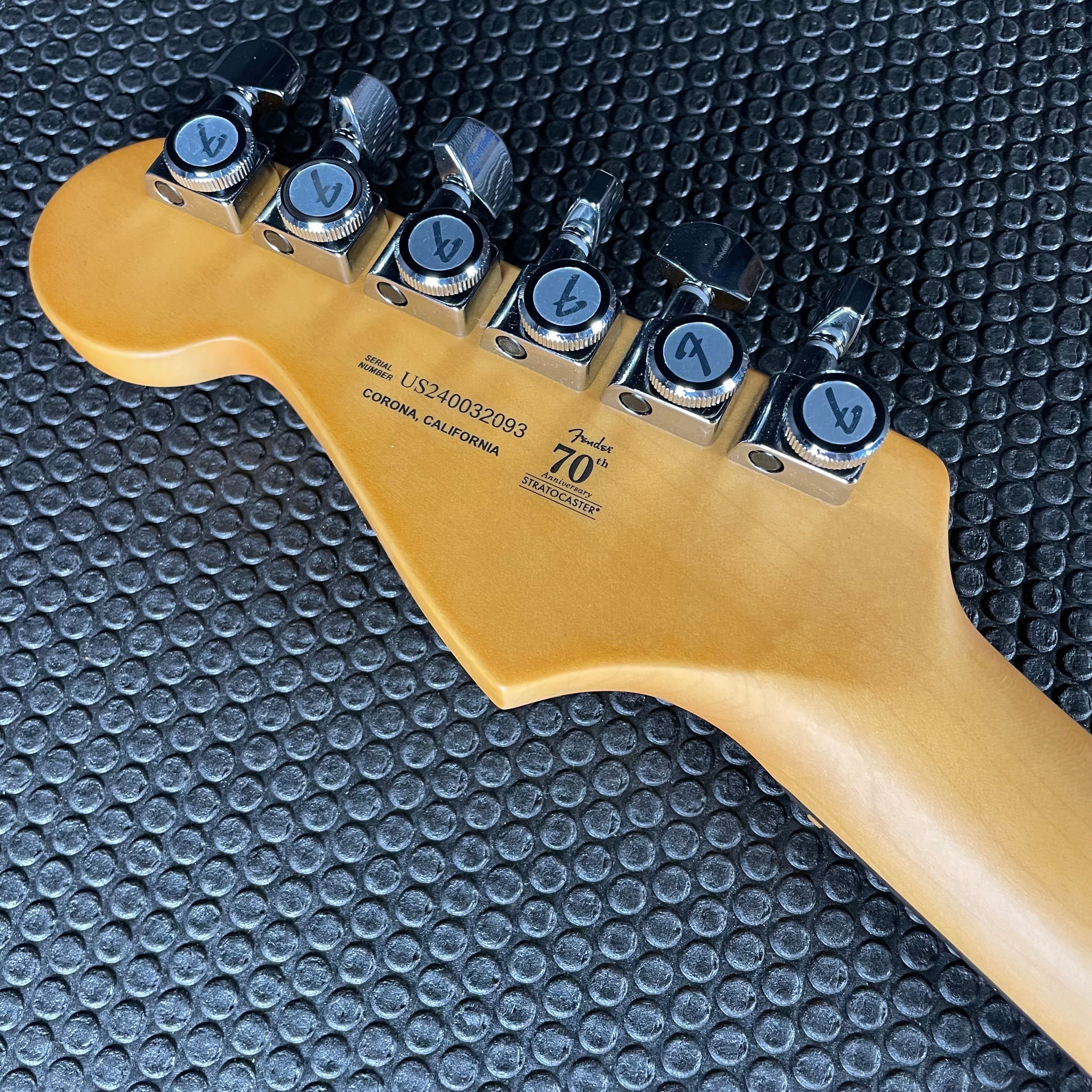 Fender American Ultra II Stratocaster, Ebony- Noble Blue (8lbs 1oz) - Metronome Music Inc.