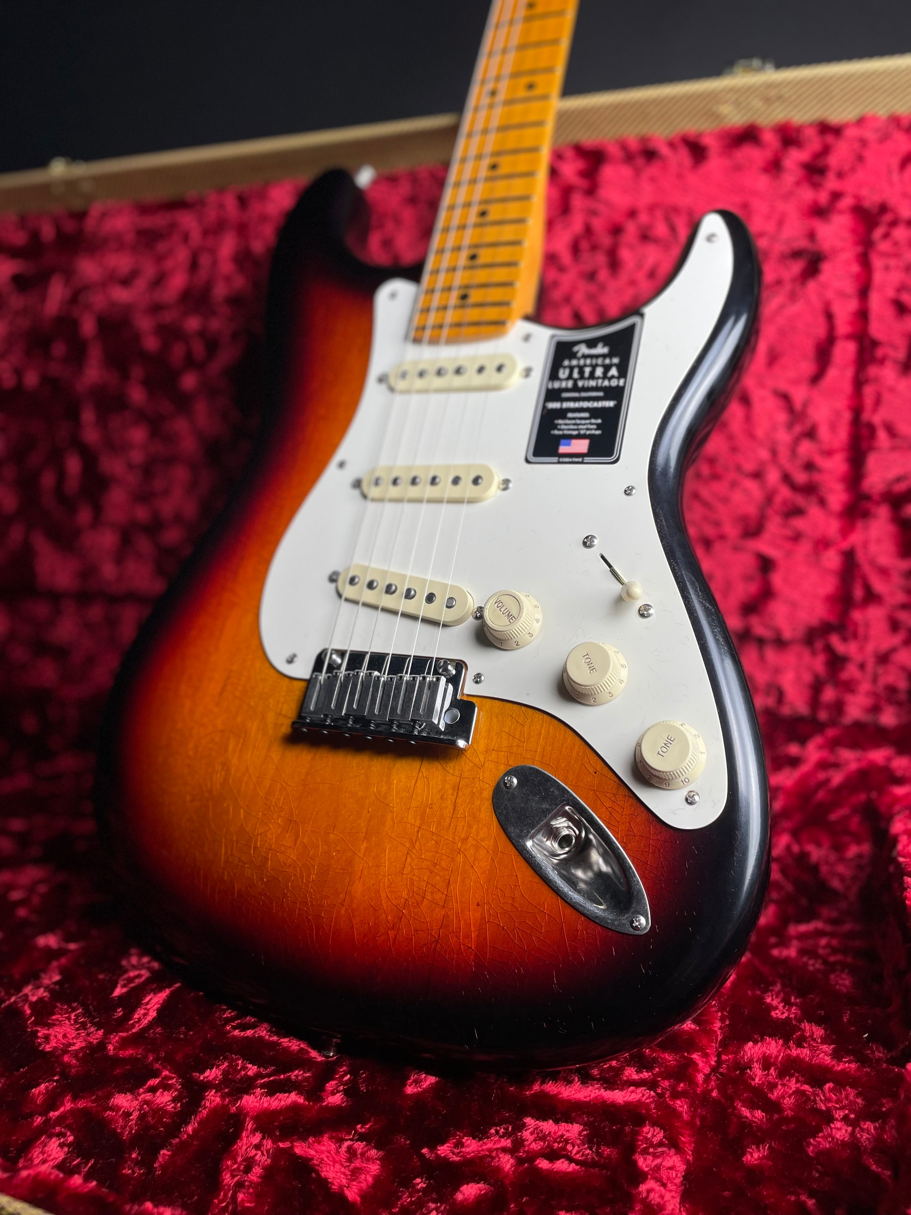 Fender American Ultra Luxe Vintage '50s Stratocaster - 3-Color Sunburst