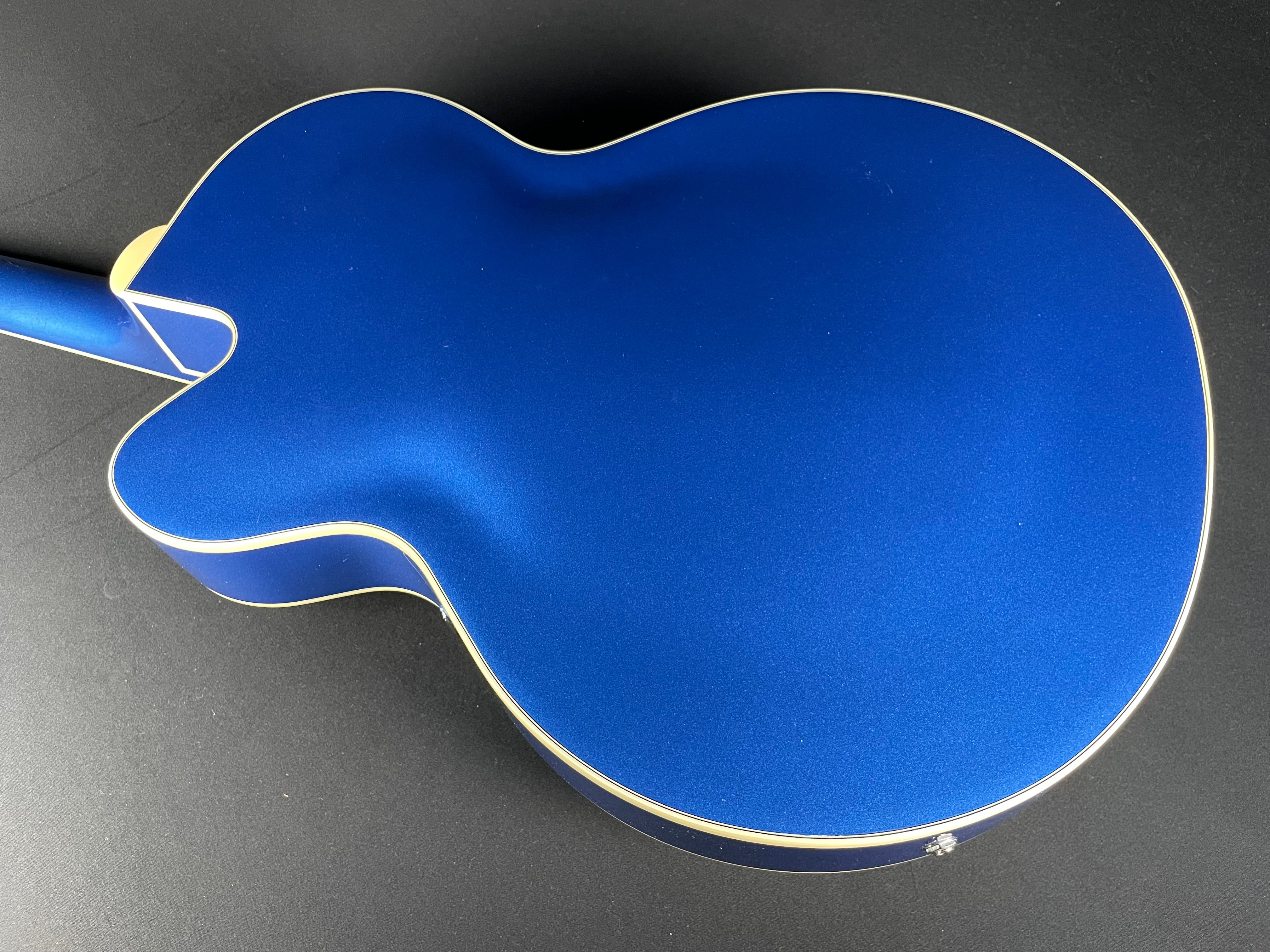 Gretsch G2420T Streamliner Hollow Body with Bigsby - Fairlane Blue - Metronome Music Inc.