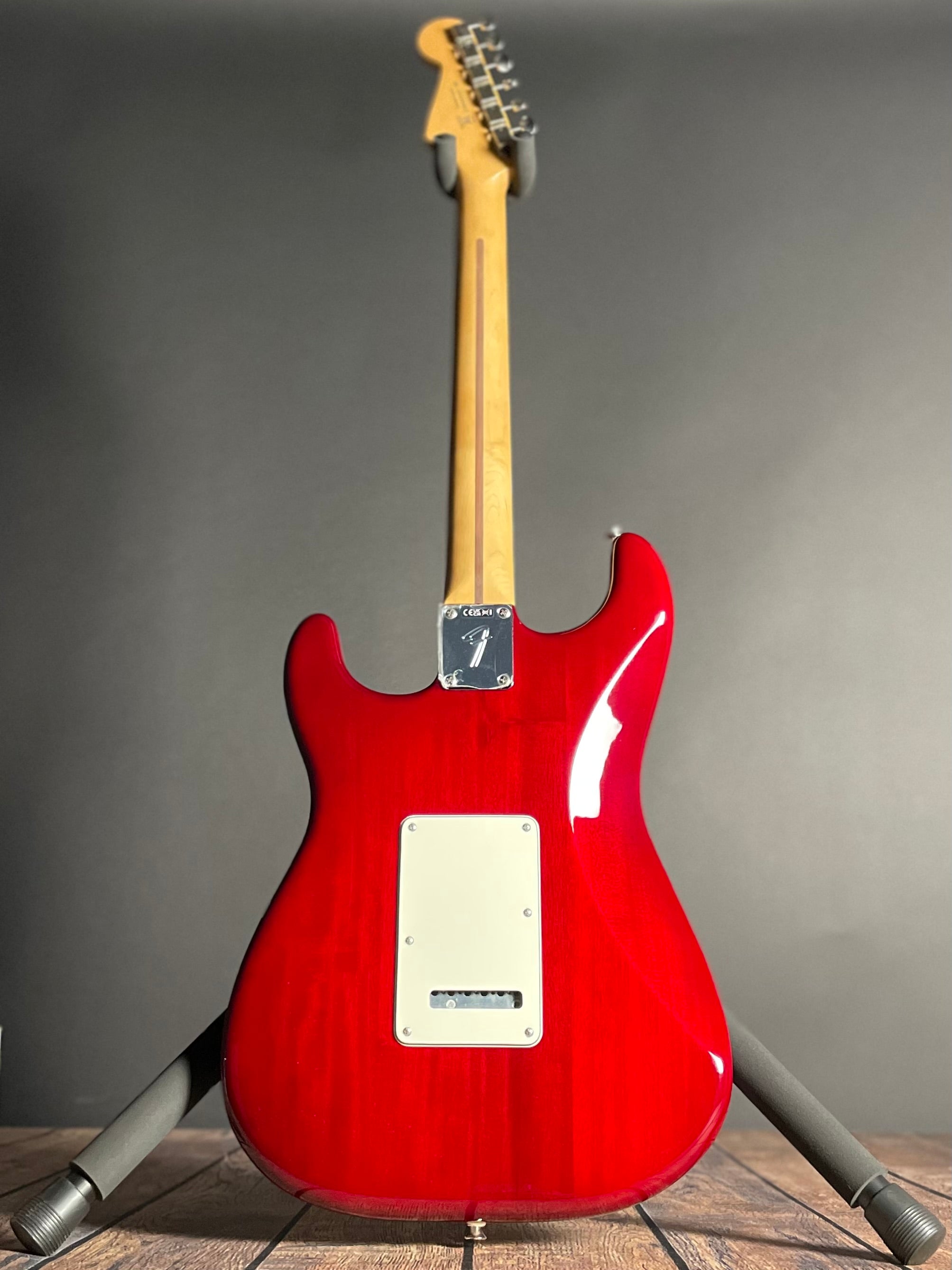 Fender Player II Stratocaster, Rosewood- Transparent Cherry Burst (6lbs 6oz) - Metronome Music Inc.