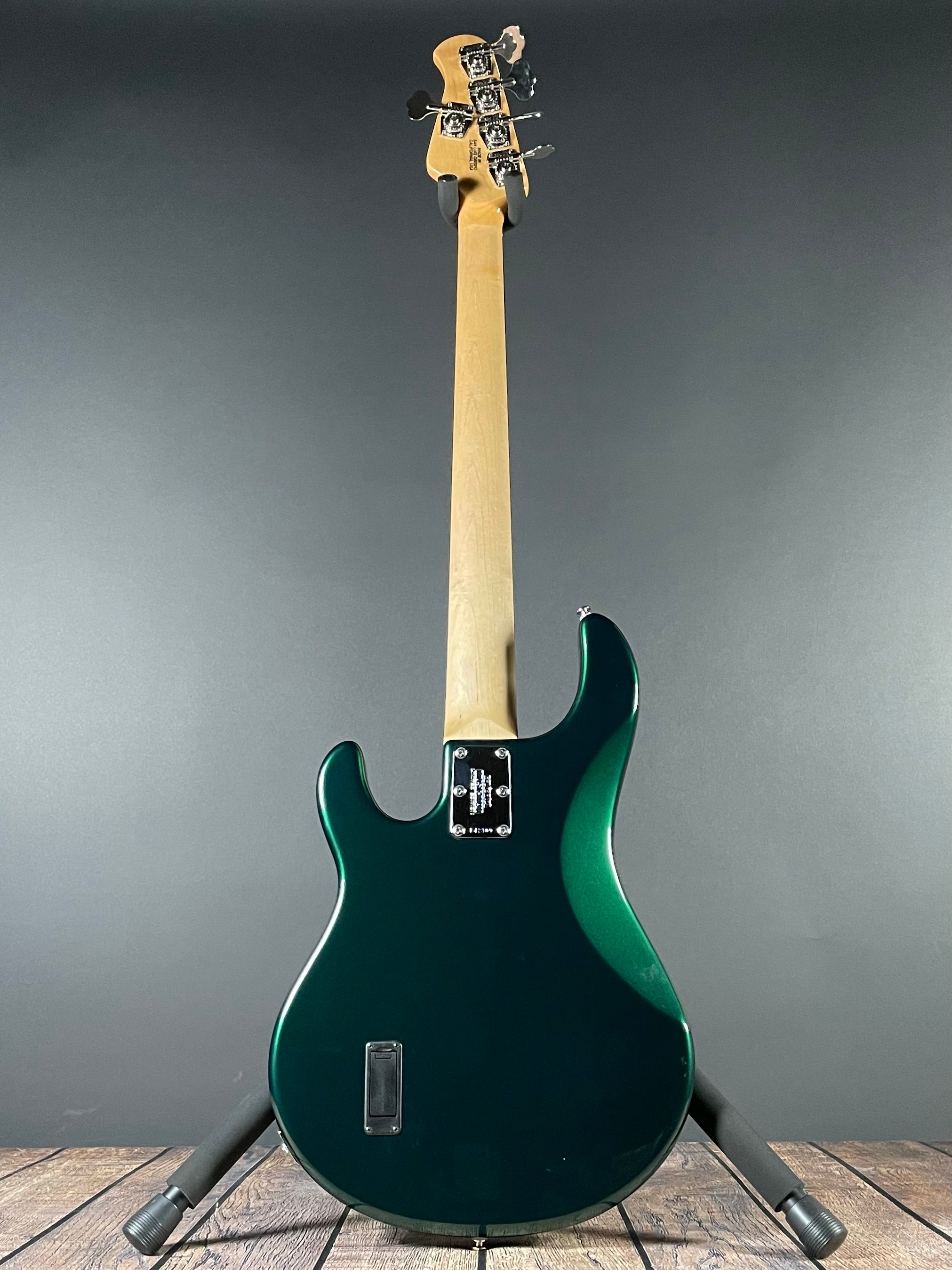 Ernie Ball Music Man StingRay 5 H Limited Edition - Envy Green (2004) - Metronome Music Inc.