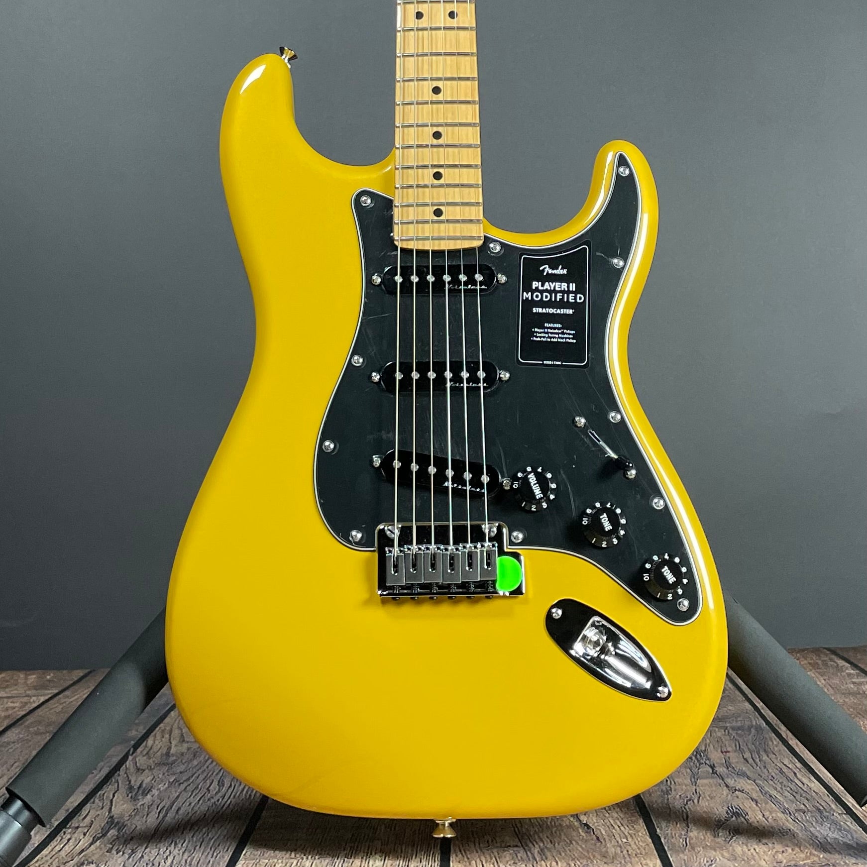 Fender Player II Modified Stratocaster, Maple Fingerboard, Sunshine Yellow - Metronome Music Inc.