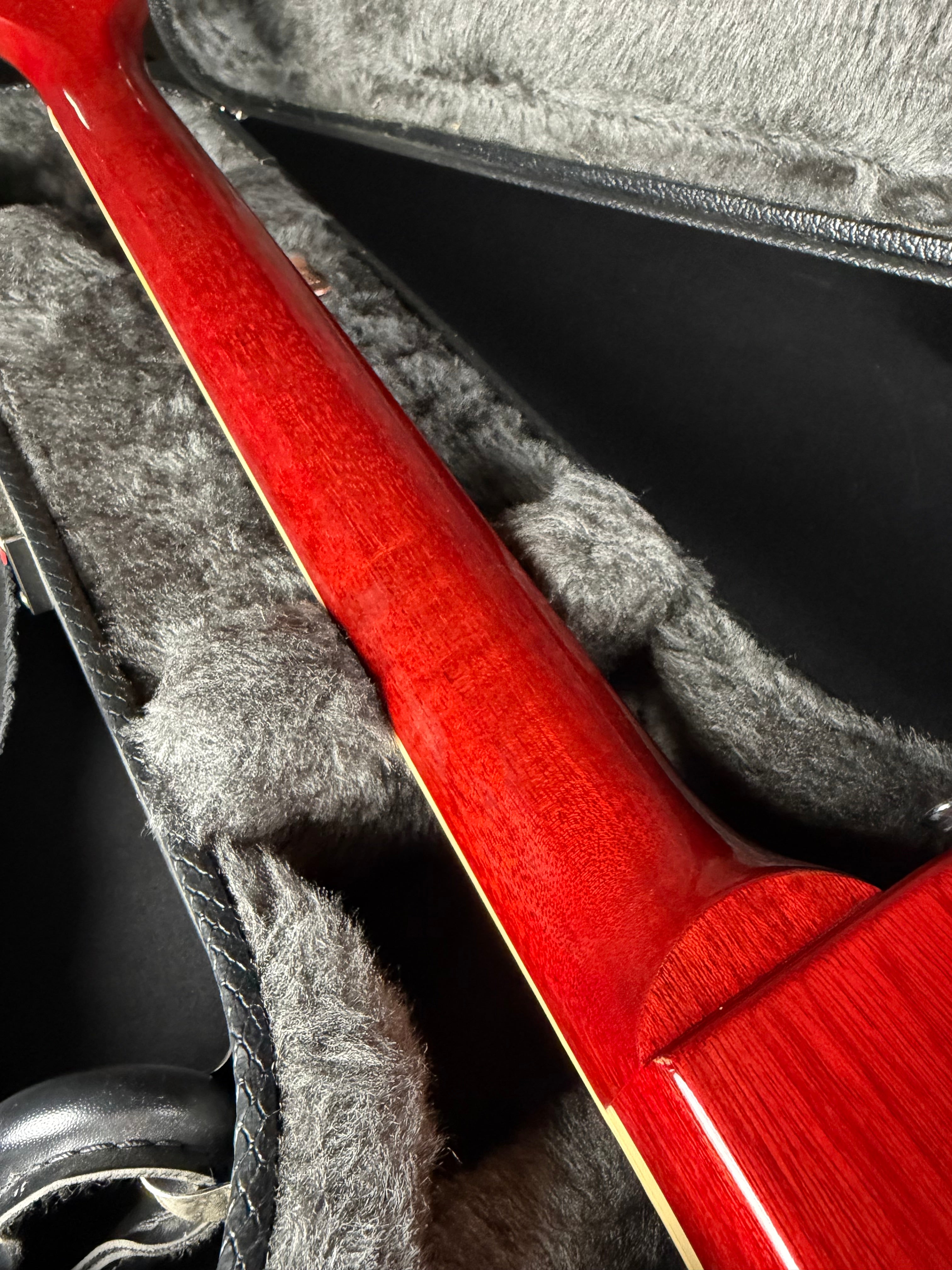 Gibson Les Paul Classic w/OHSC - Wine Red (1998) - Metronome Music Inc.