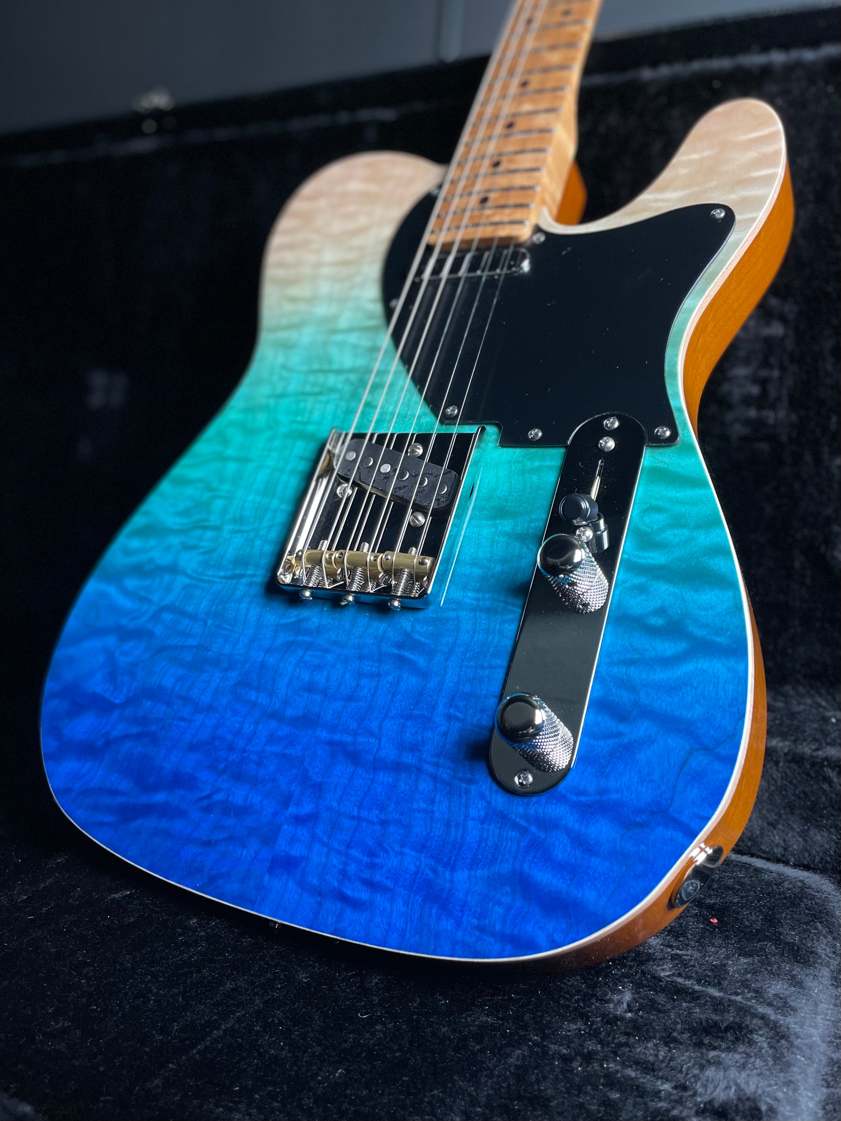 LsL Instruments T-Bone Deluxe Quilt Top, Birdseye Maple - Laguna Blue Gradient - Metronome Music Inc.