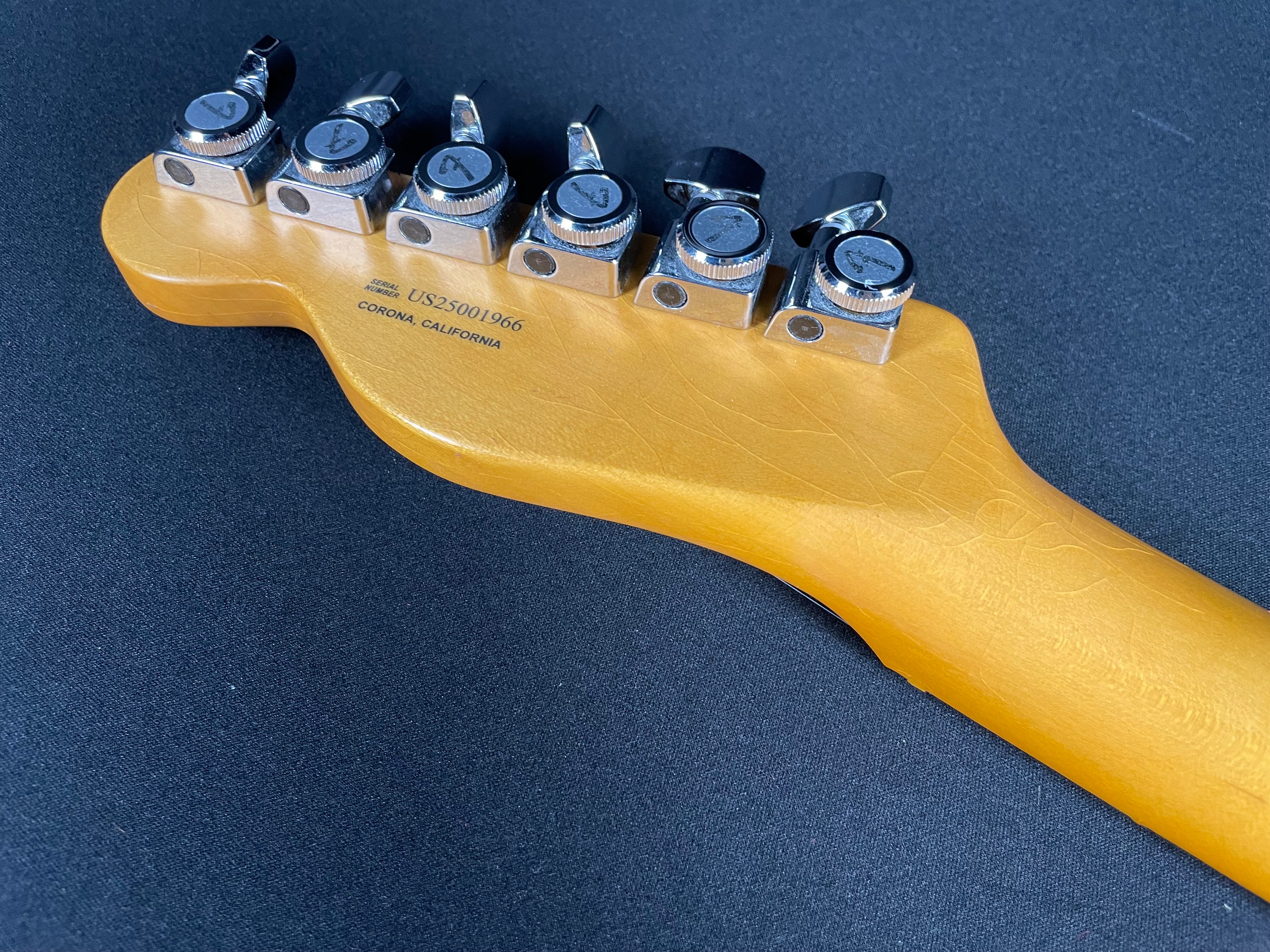 Fender American Ultra Luxe Vintage '50s Telecaster - Butterscotch Blonde - Metronome Music Inc.