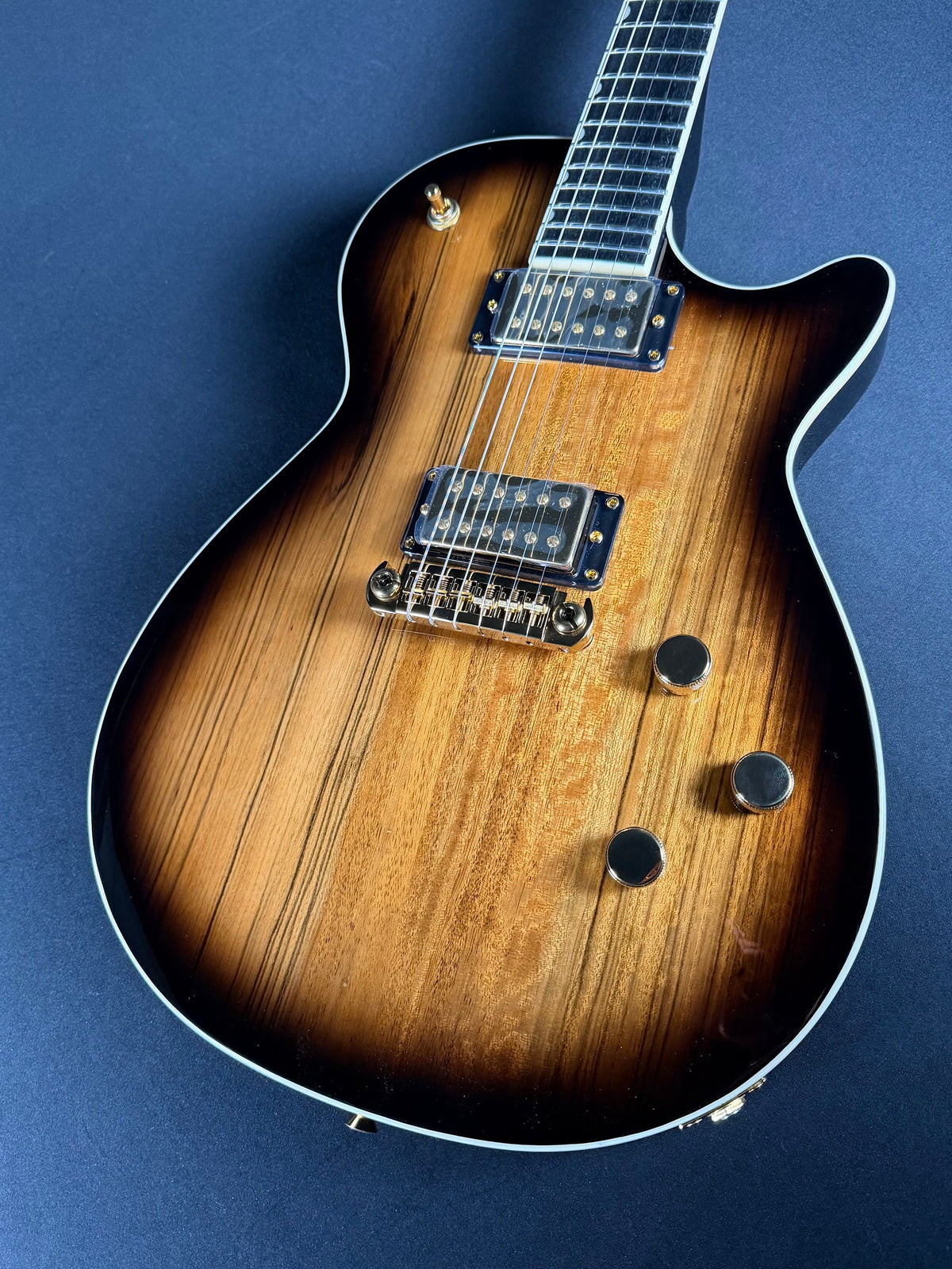 Gretsch Limited Edition Electromatic Black Limba Jet Sunburst CYG26040454