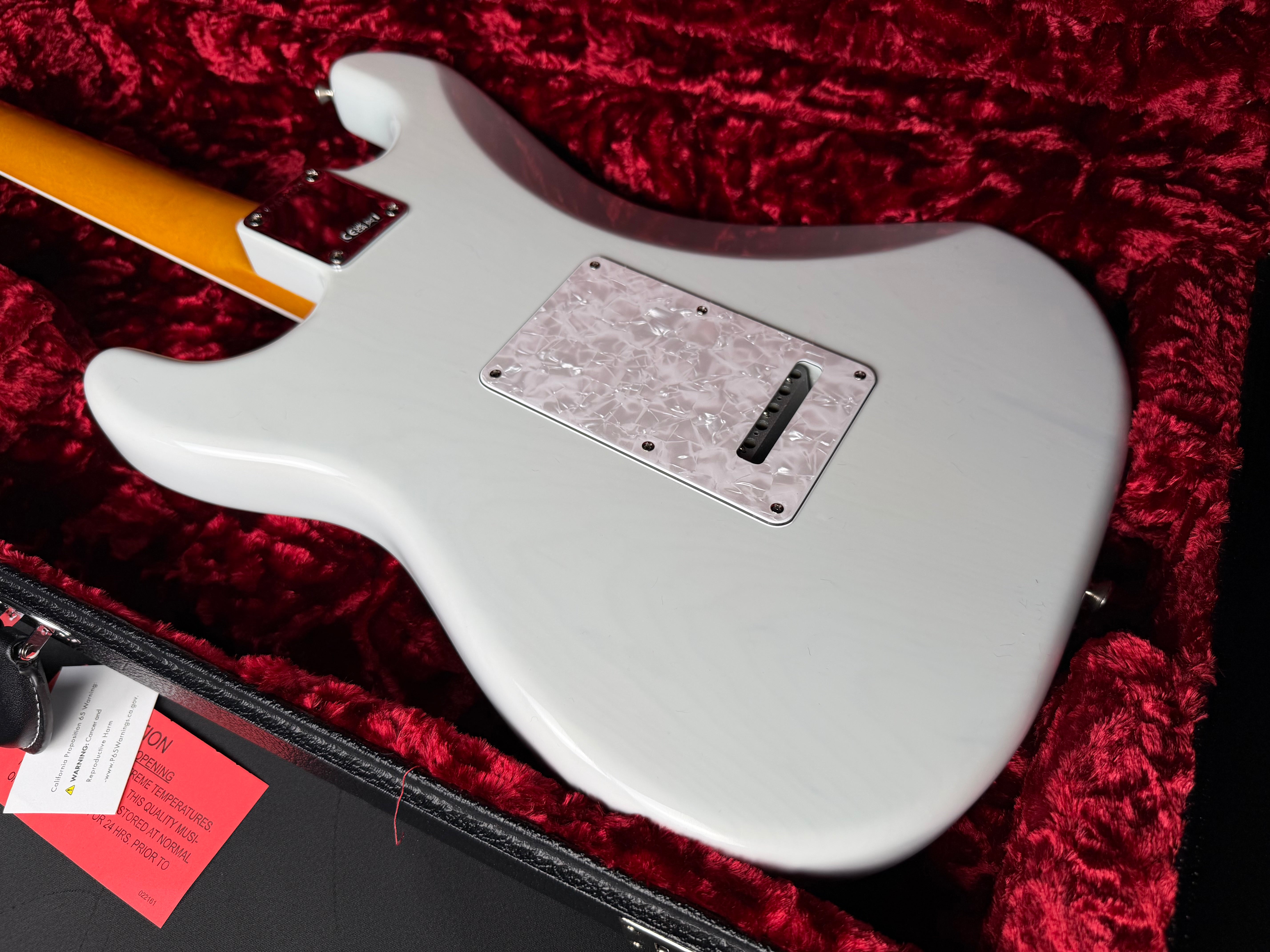 Fender Kenny Wayne Shepherd Stratocaster - Transparent Faded Sonic Blue (2026)