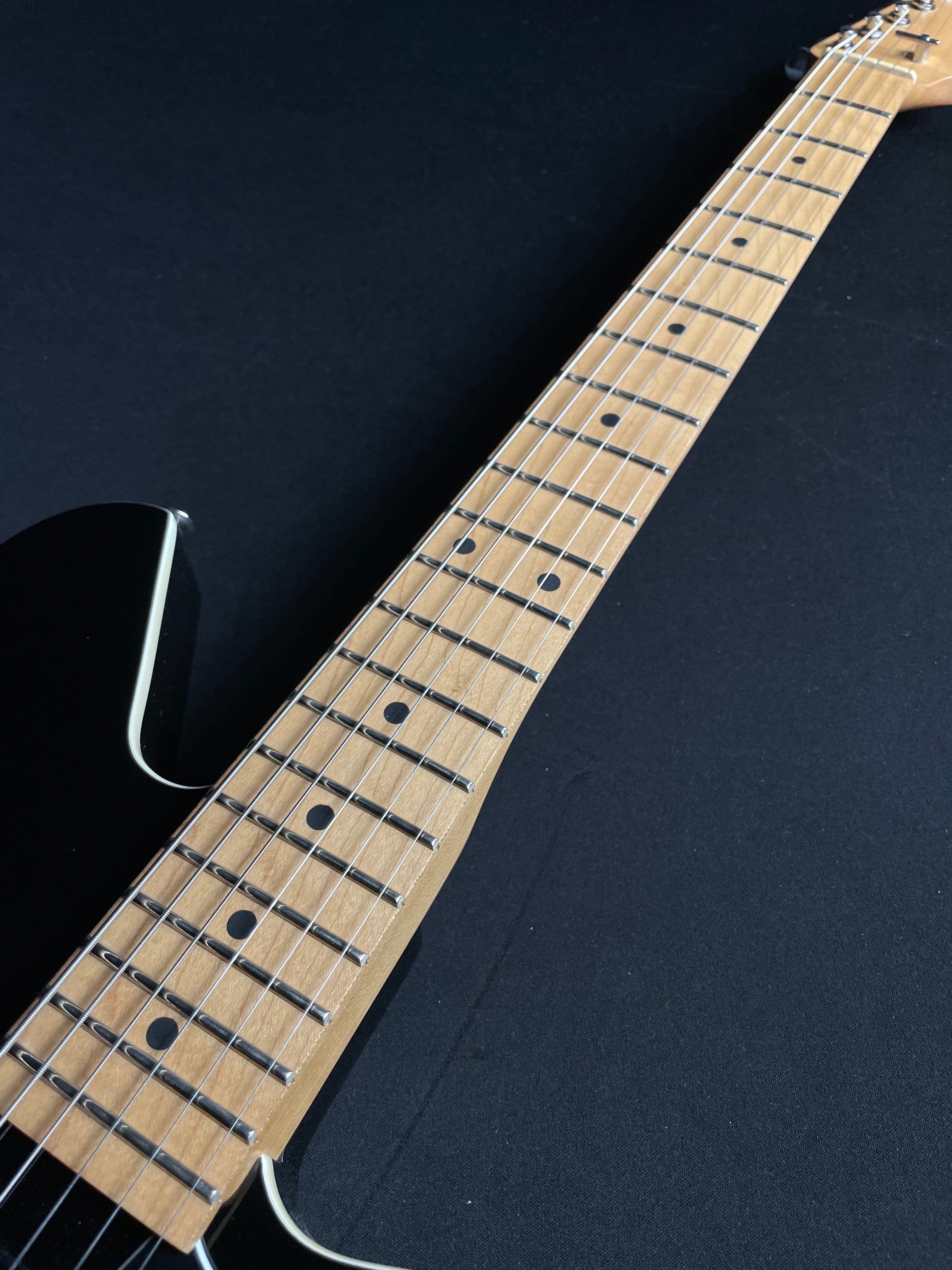 Reverend Descent W Baritone - Midnight Black - Metronome Music Inc.