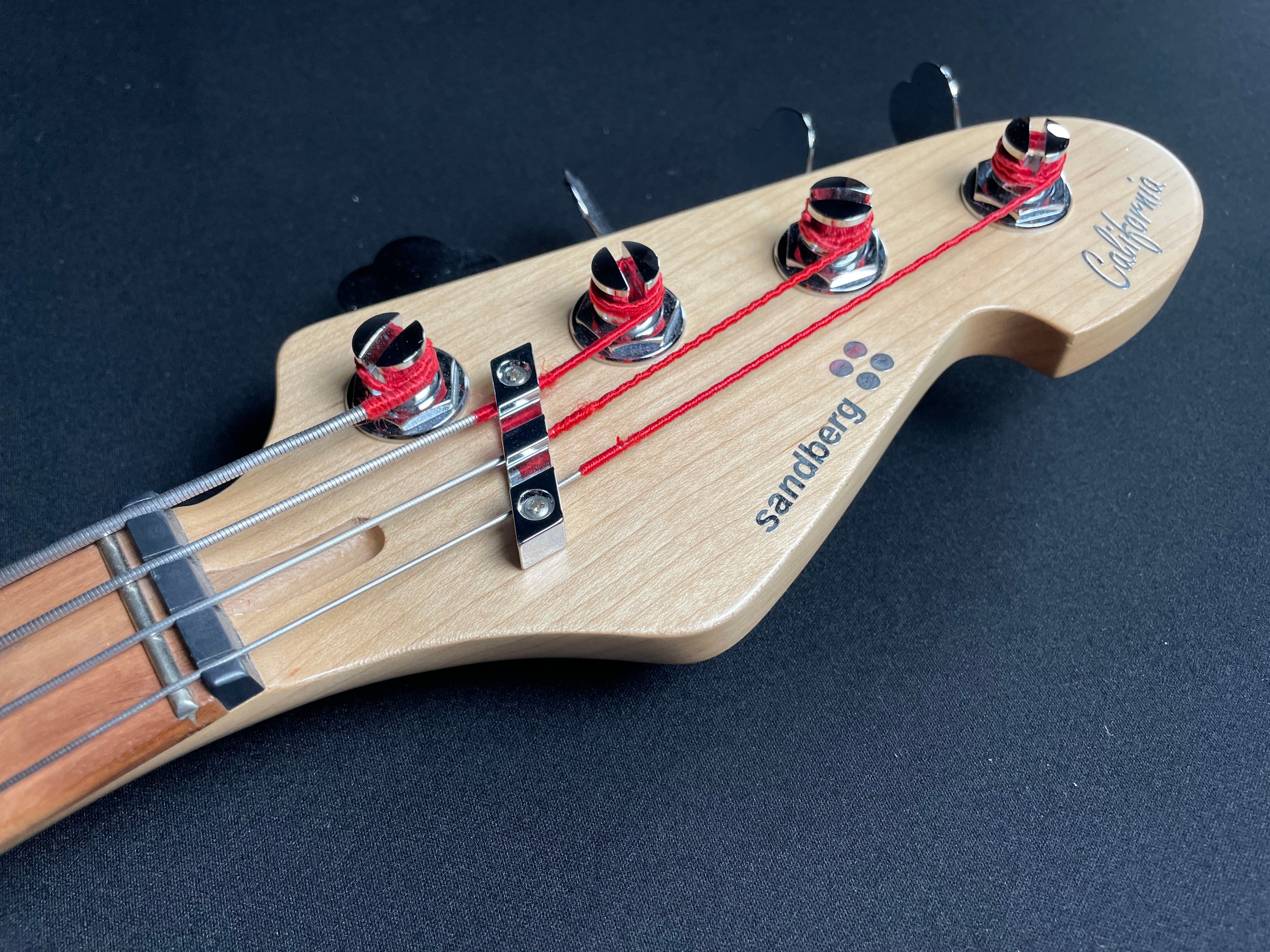 Sandberg California TM4 w/Gig Bag - Creme  (2018) - Metronome Music Inc.