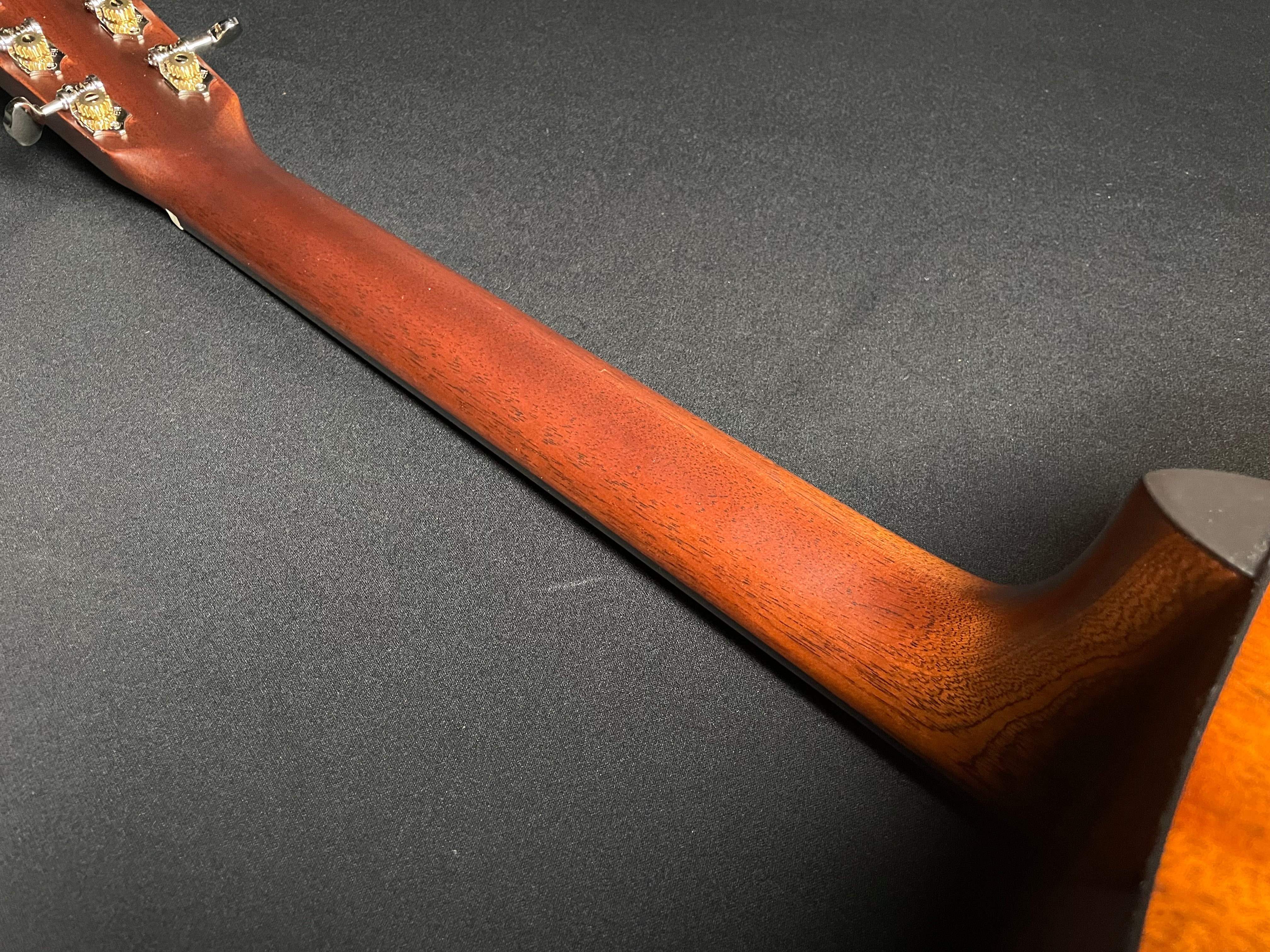 Martin D-18 Standard w/Hardshell Case - Natural (2025) - Metronome Music Inc.