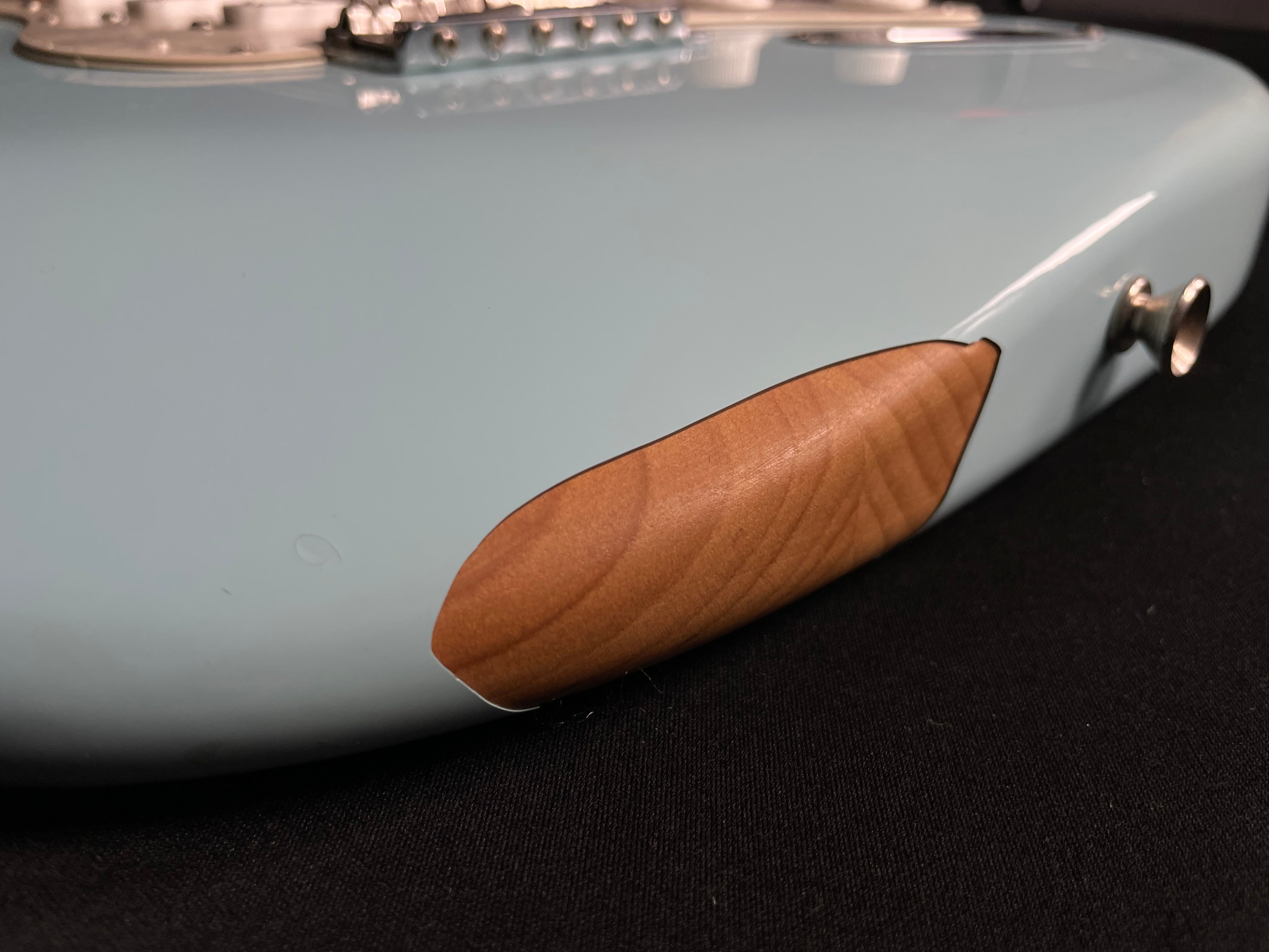 Fender Classic Series '50s Stratocaster w/Gig Bag - Daphne Blue (2007) - Metronome Music Inc.