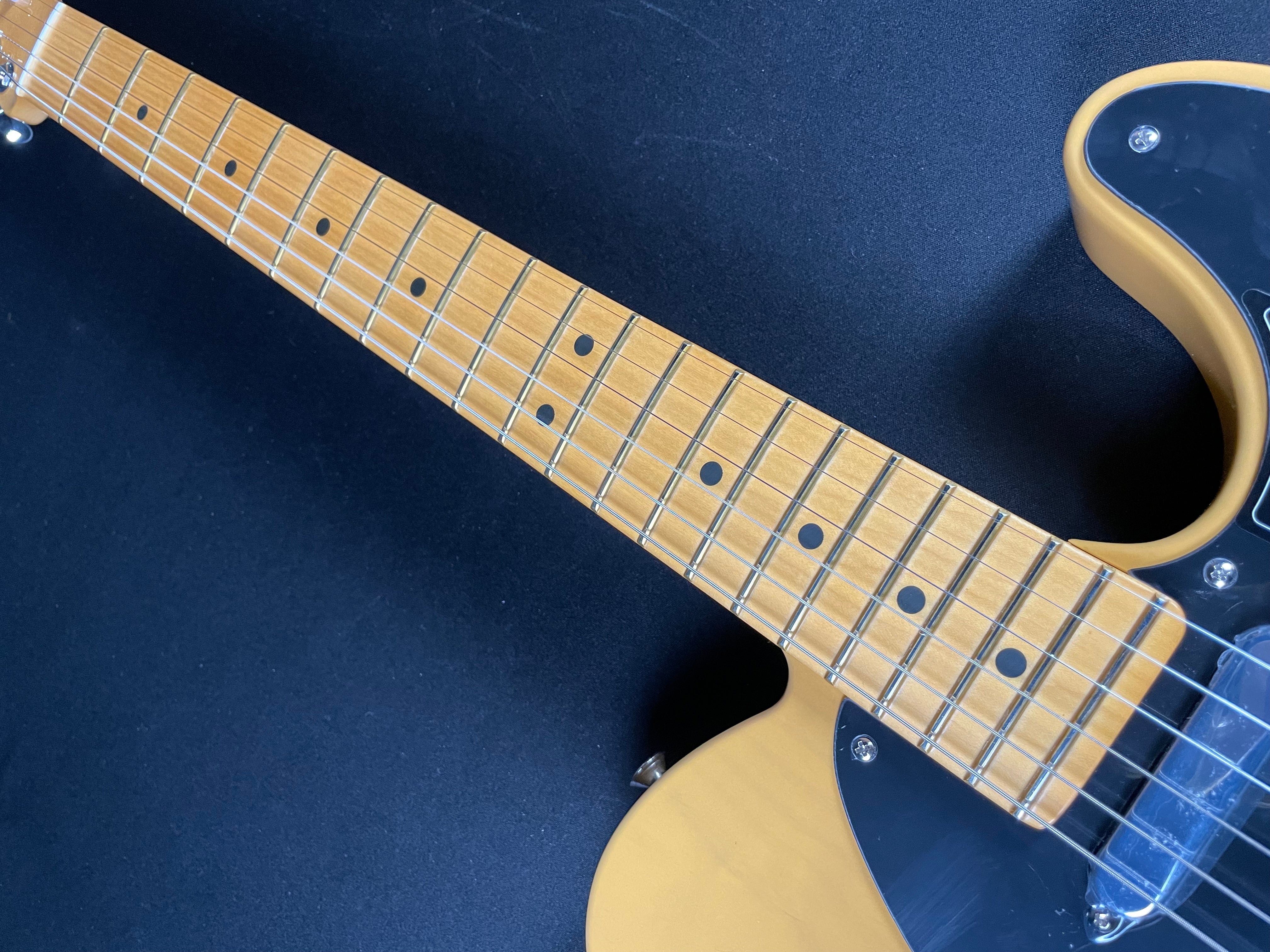 Fender American Professional Classic Telecaster - Butterscotch Blonde - Metronome Music Inc.