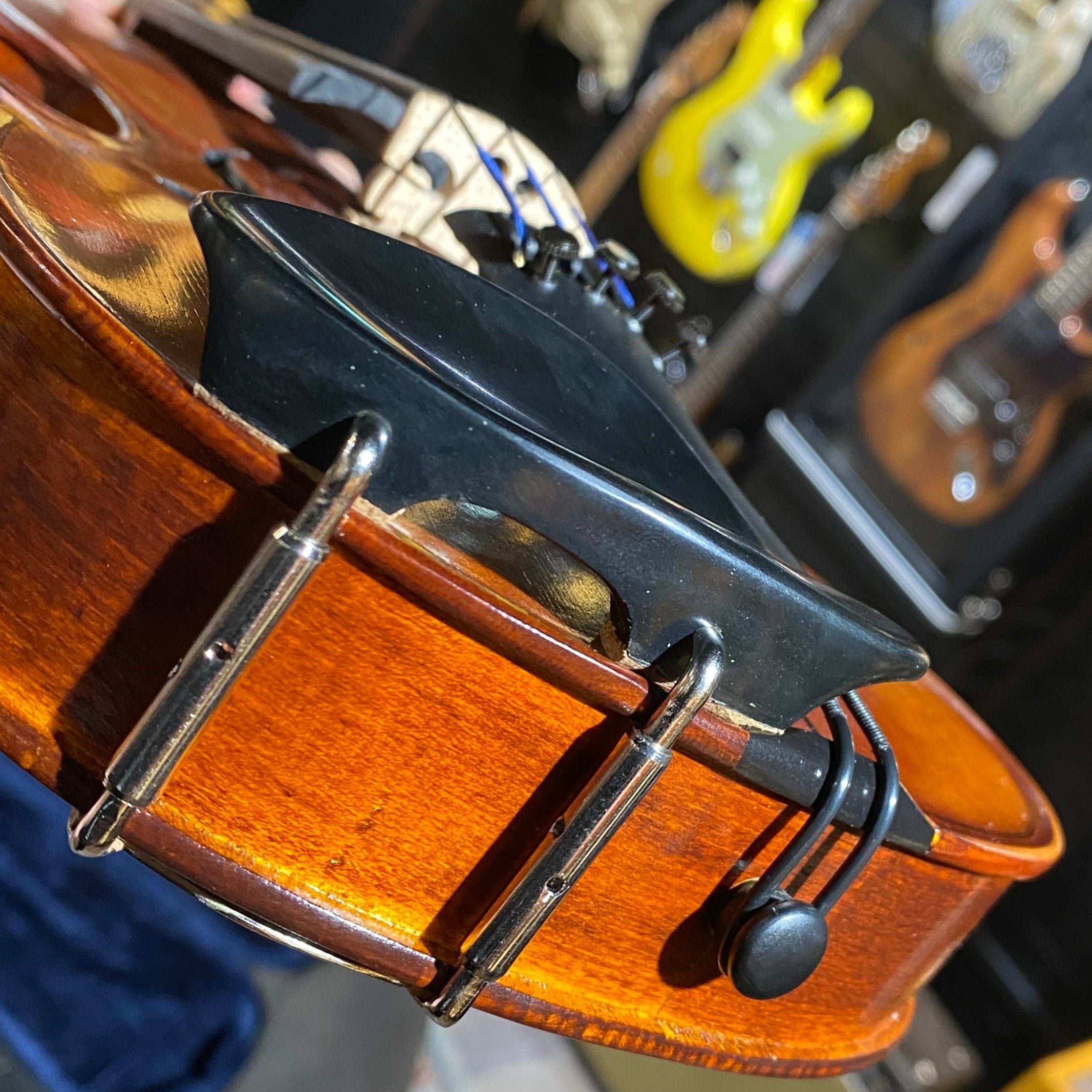 Core Academy 1/2 Viola Outfit with case and bow (USED) - Metronome Music Inc.