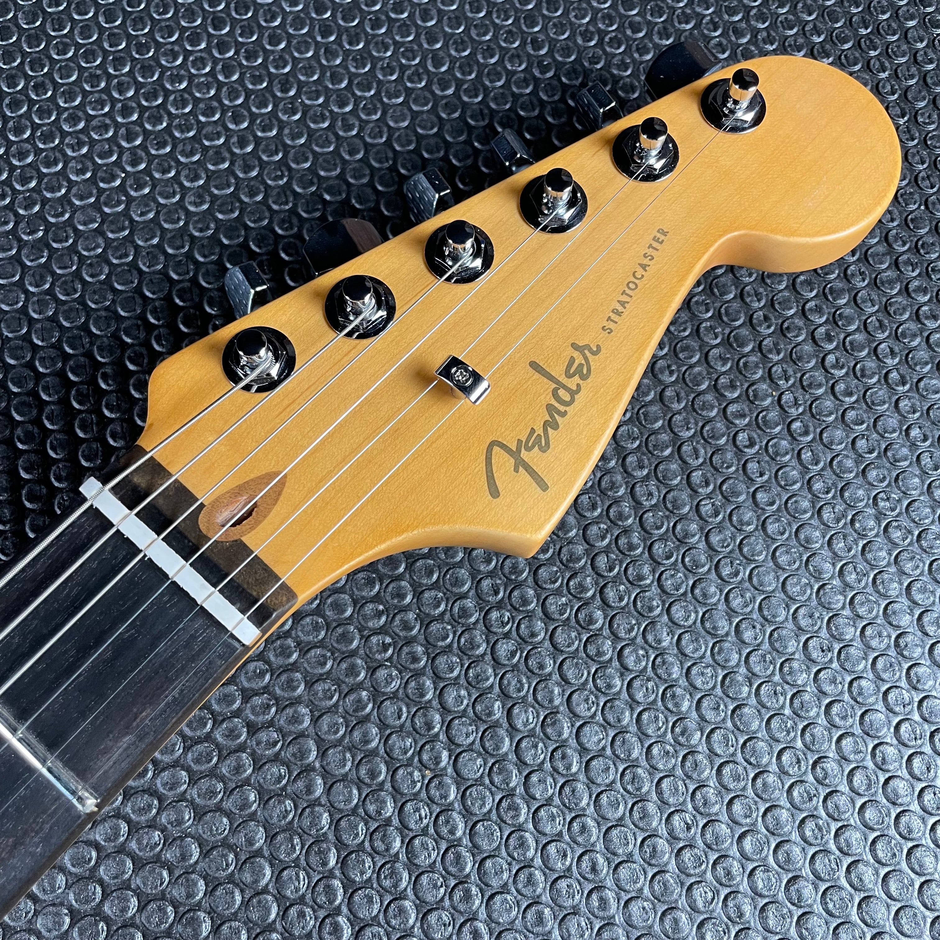Fender American Ultra II Stratocaster, Ebony- Noble Blue (8lbs 1oz) - Metronome Music Inc.