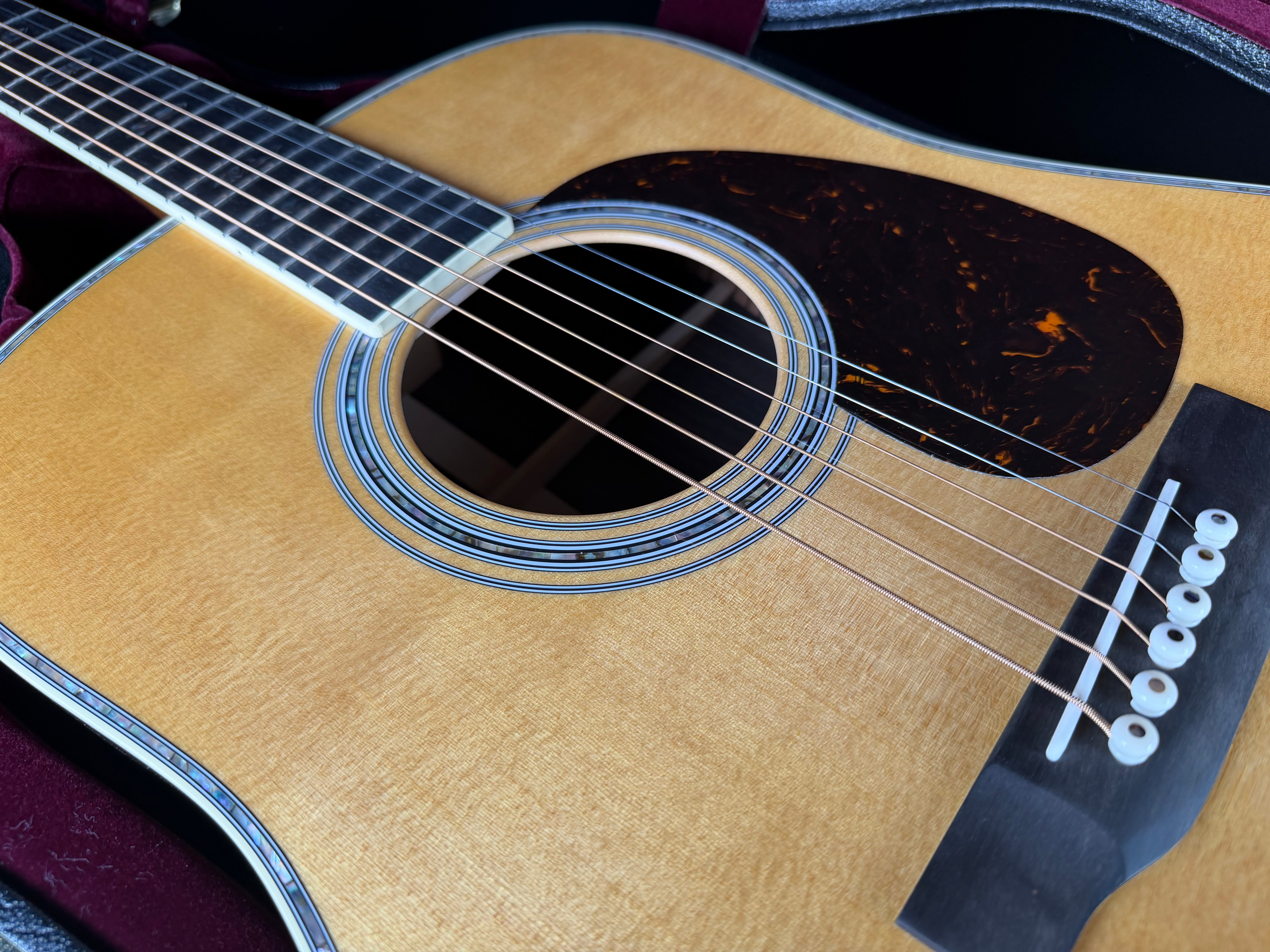 Martin D-41 Standard w/Hardshell Case - Natural (2025) - Metronome Music Inc.
