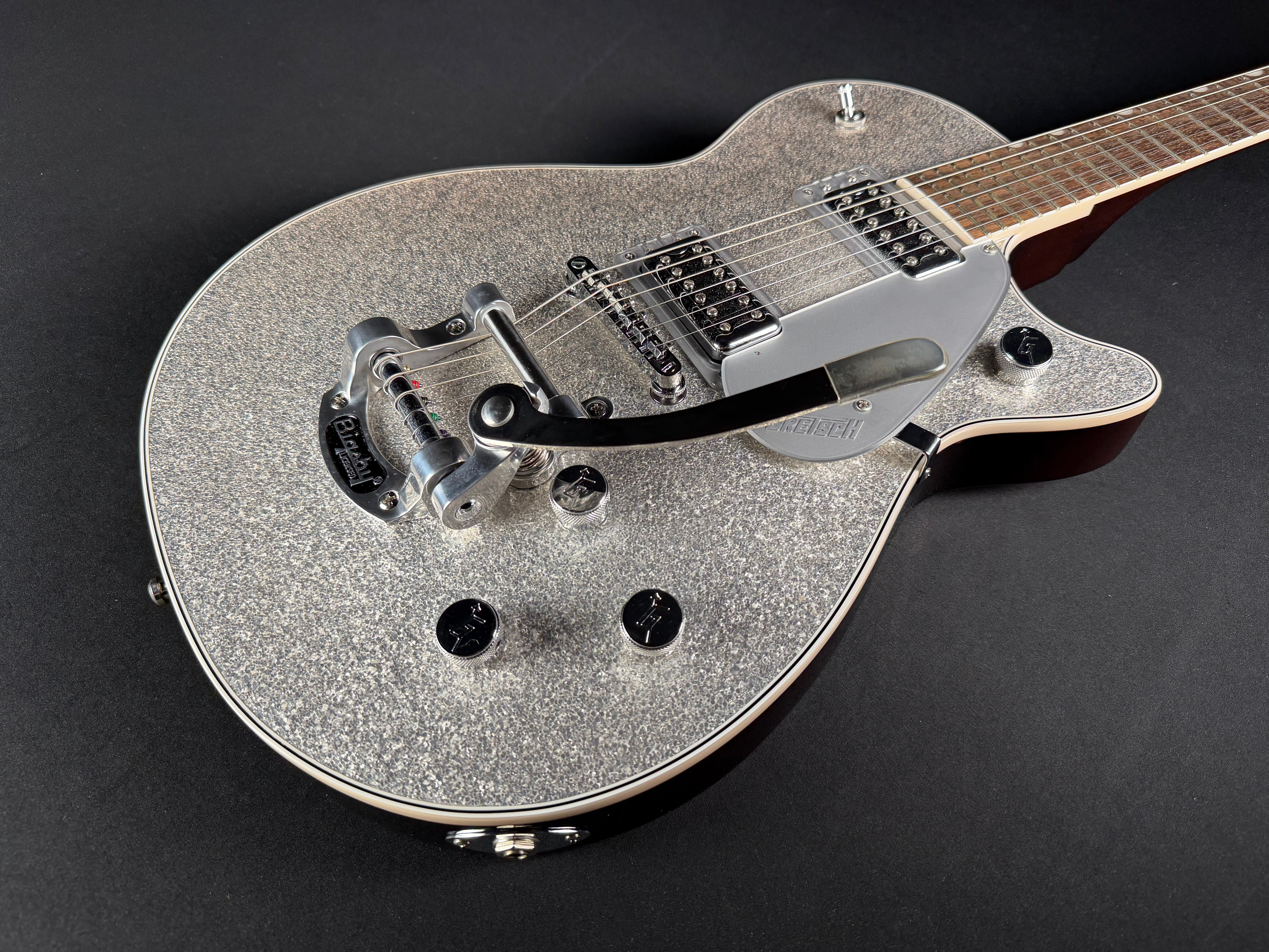 Gretsch G5230T Electromatic Sparkle Jet FT w/HSC - Silver Sparkle (Used) - Metronome Music Inc.