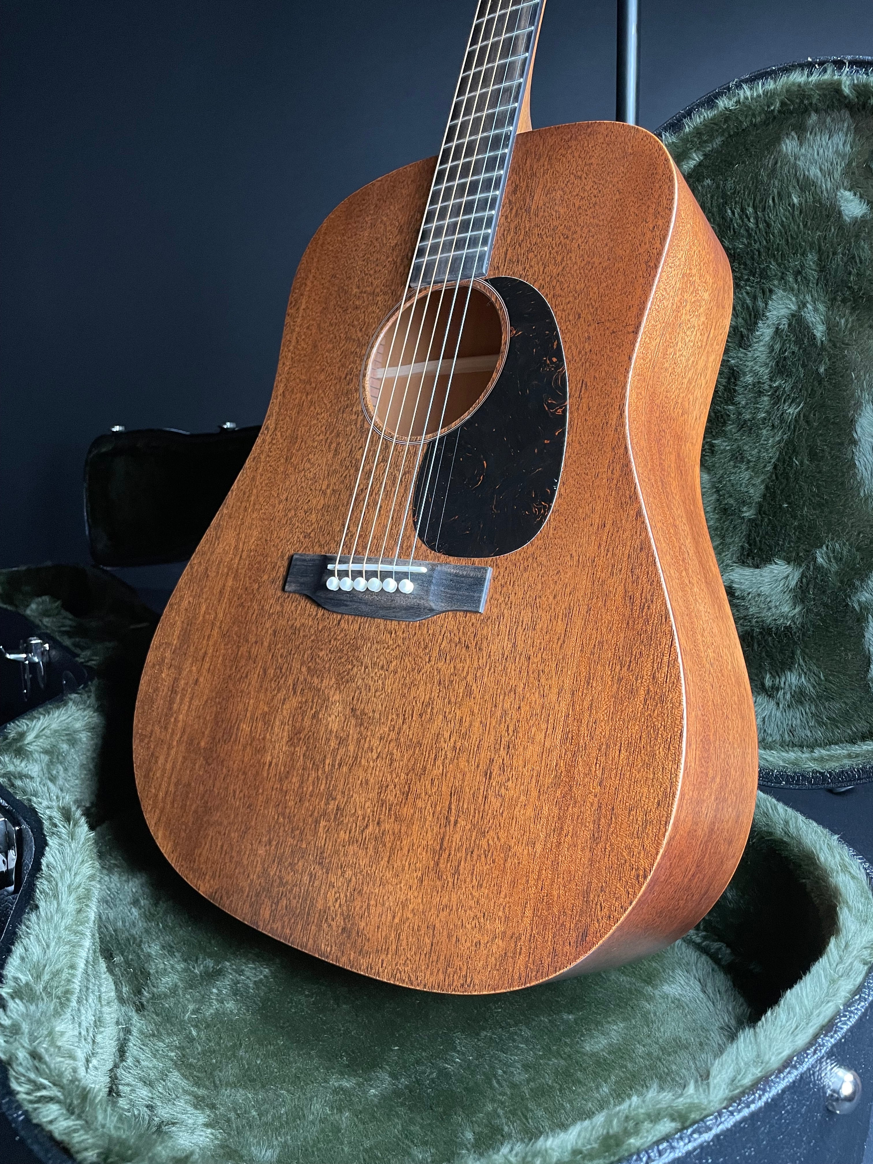 Martin D-17 w/Hardshell Case - Mahogany (2025) - Metronome Music Inc.