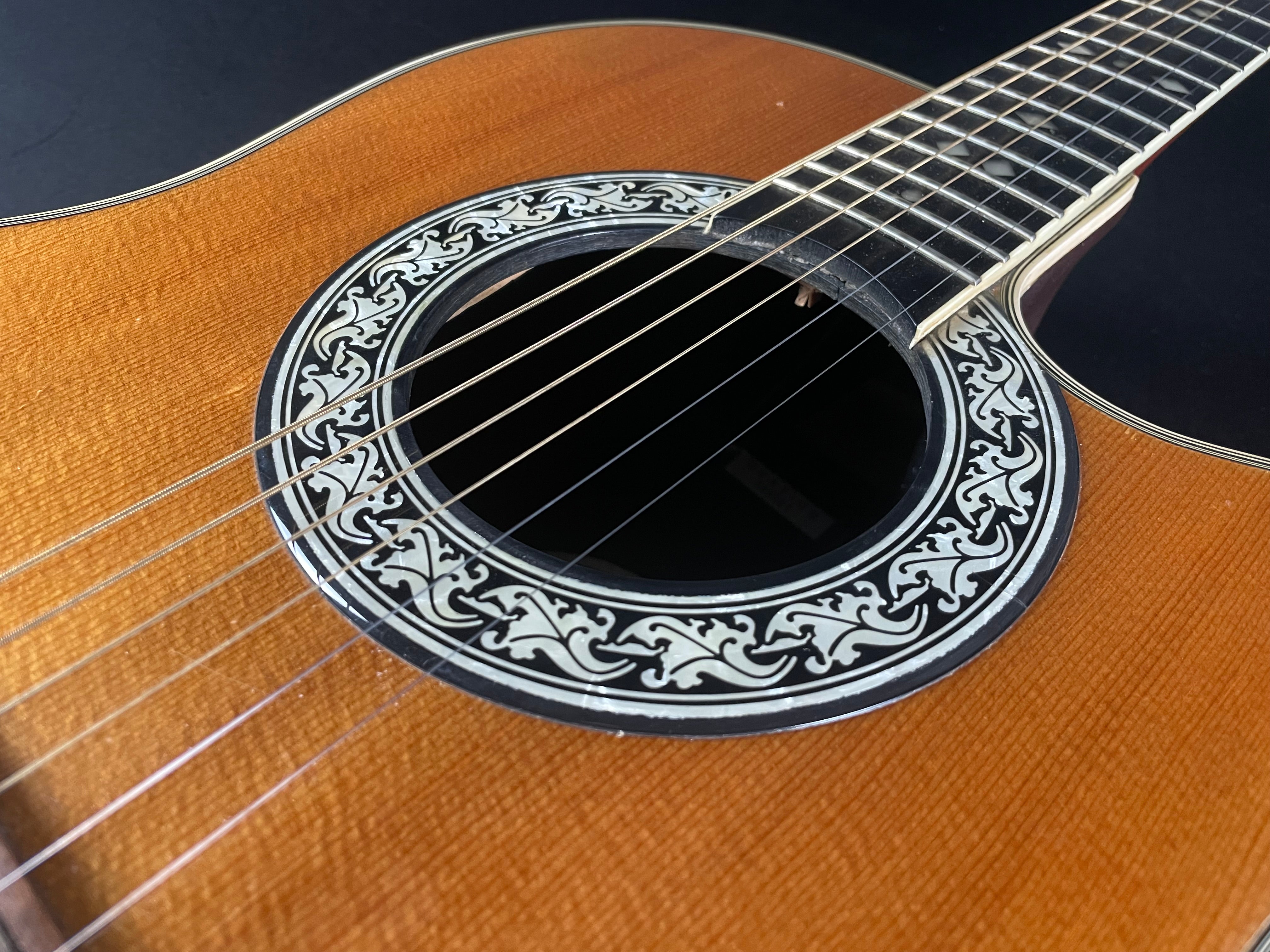 Ovation 1767 Legend - Natural (1980s)