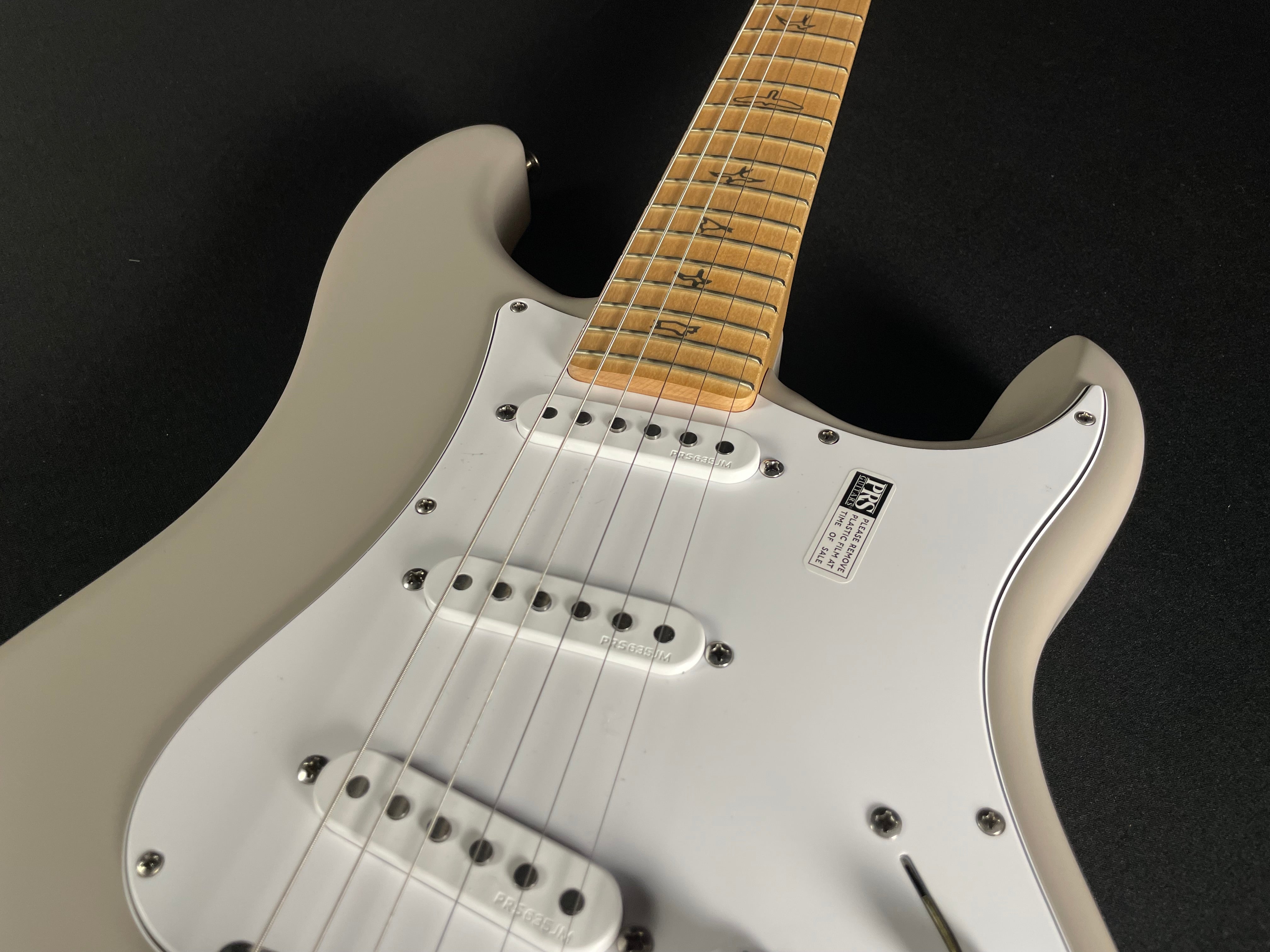 PRS Silver Sky Maple w/Gig Bag - Moc Sand - Metronome Music Inc.