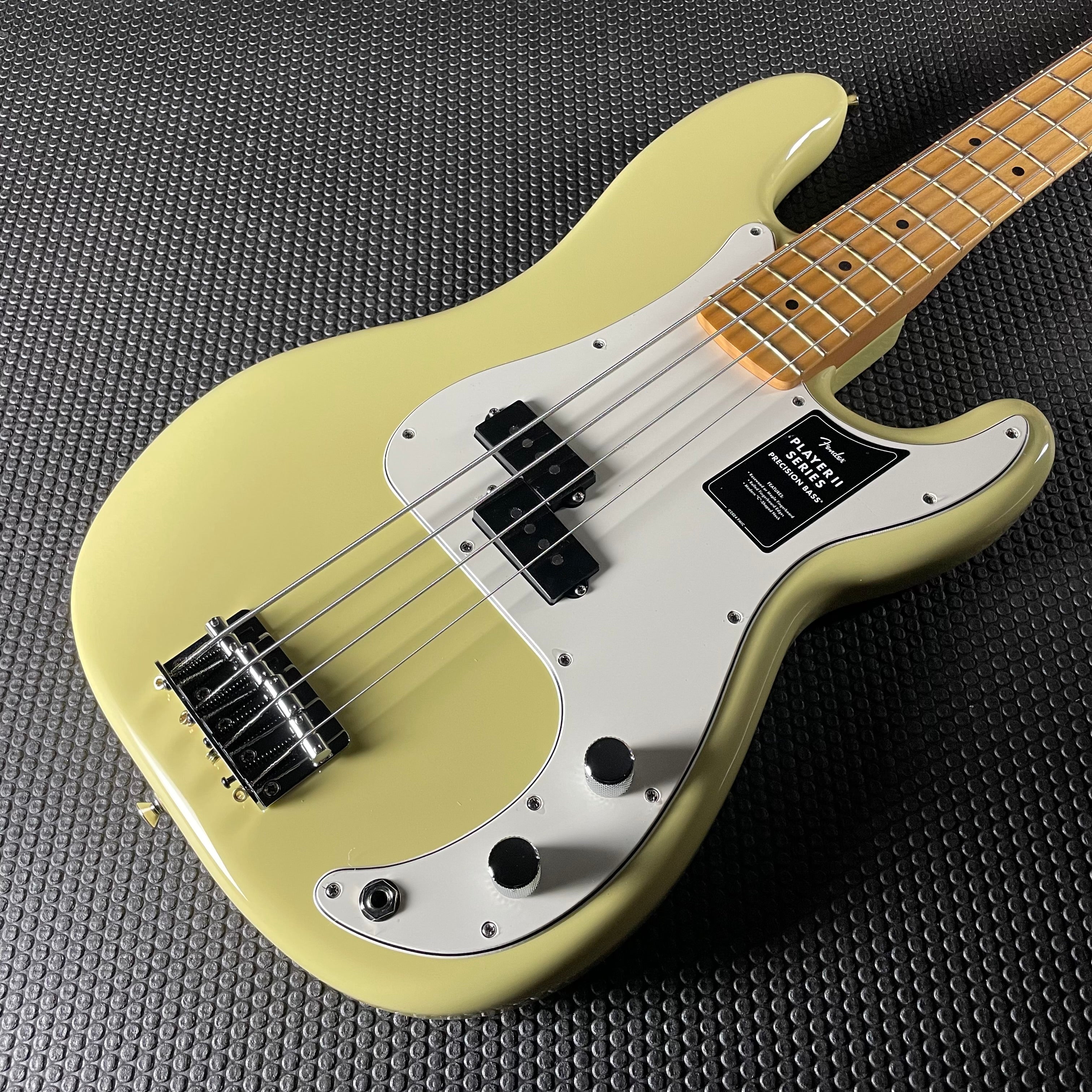 Fender Player II Precision Bass, Maple- Hialeah Yellow (8lbs 2oz) - Metronome Music Inc.