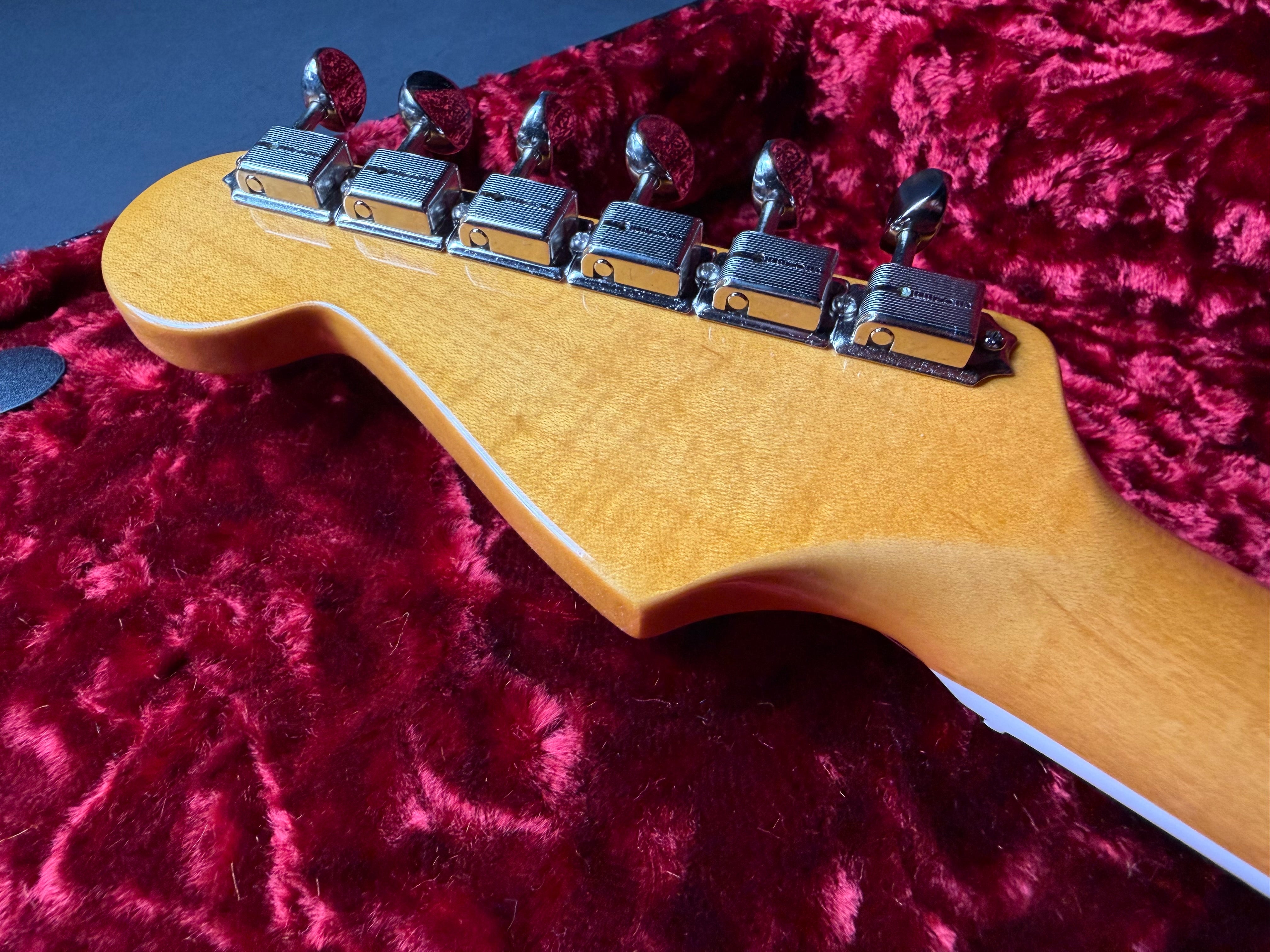 Fender Kenny Wayne Shepherd Stratocaster - Transparent Faded Sonic Blue (2026)