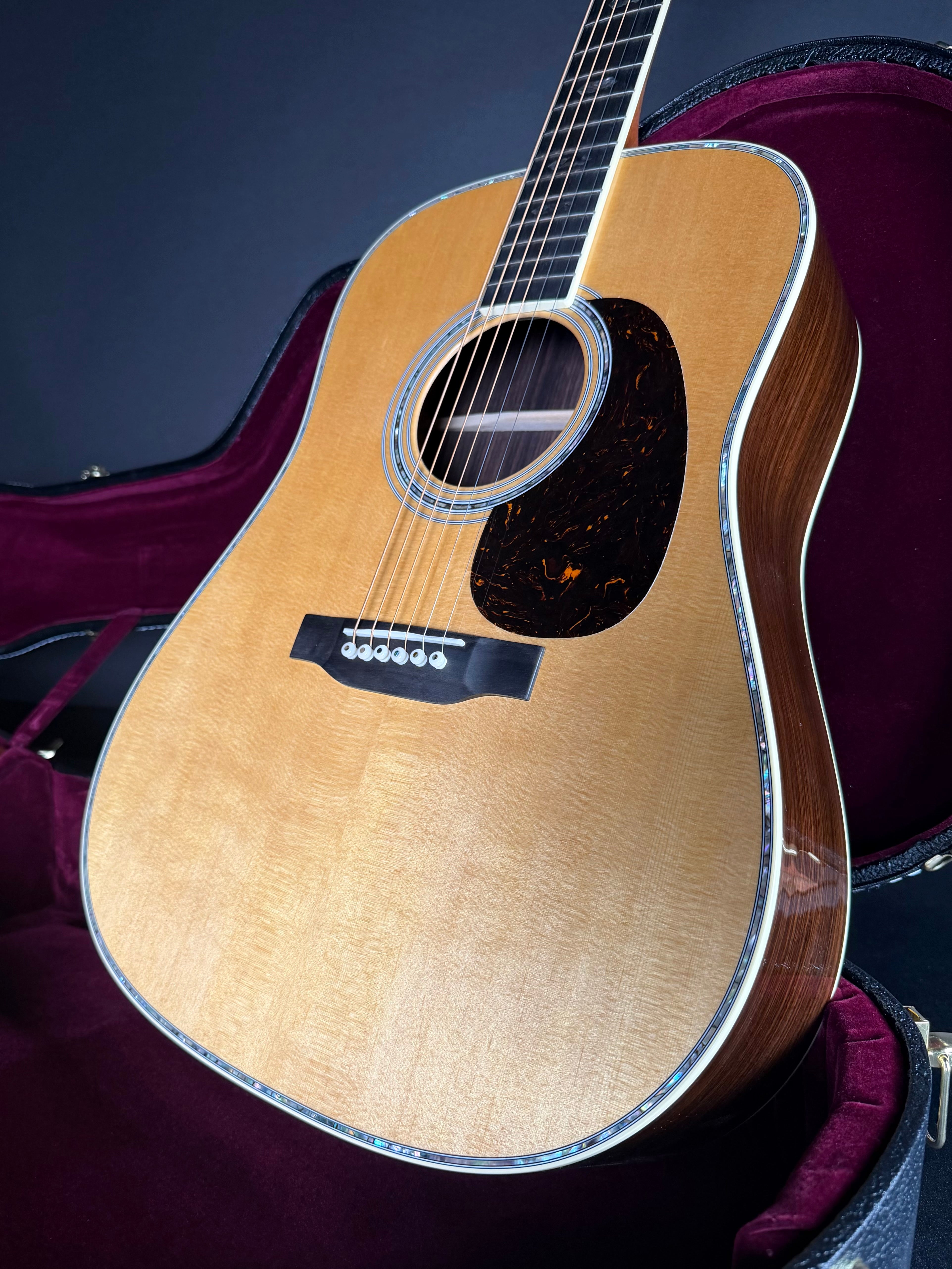 Martin D-41 Standard w/Hardshell Case - Natural (2025) - Metronome Music Inc.