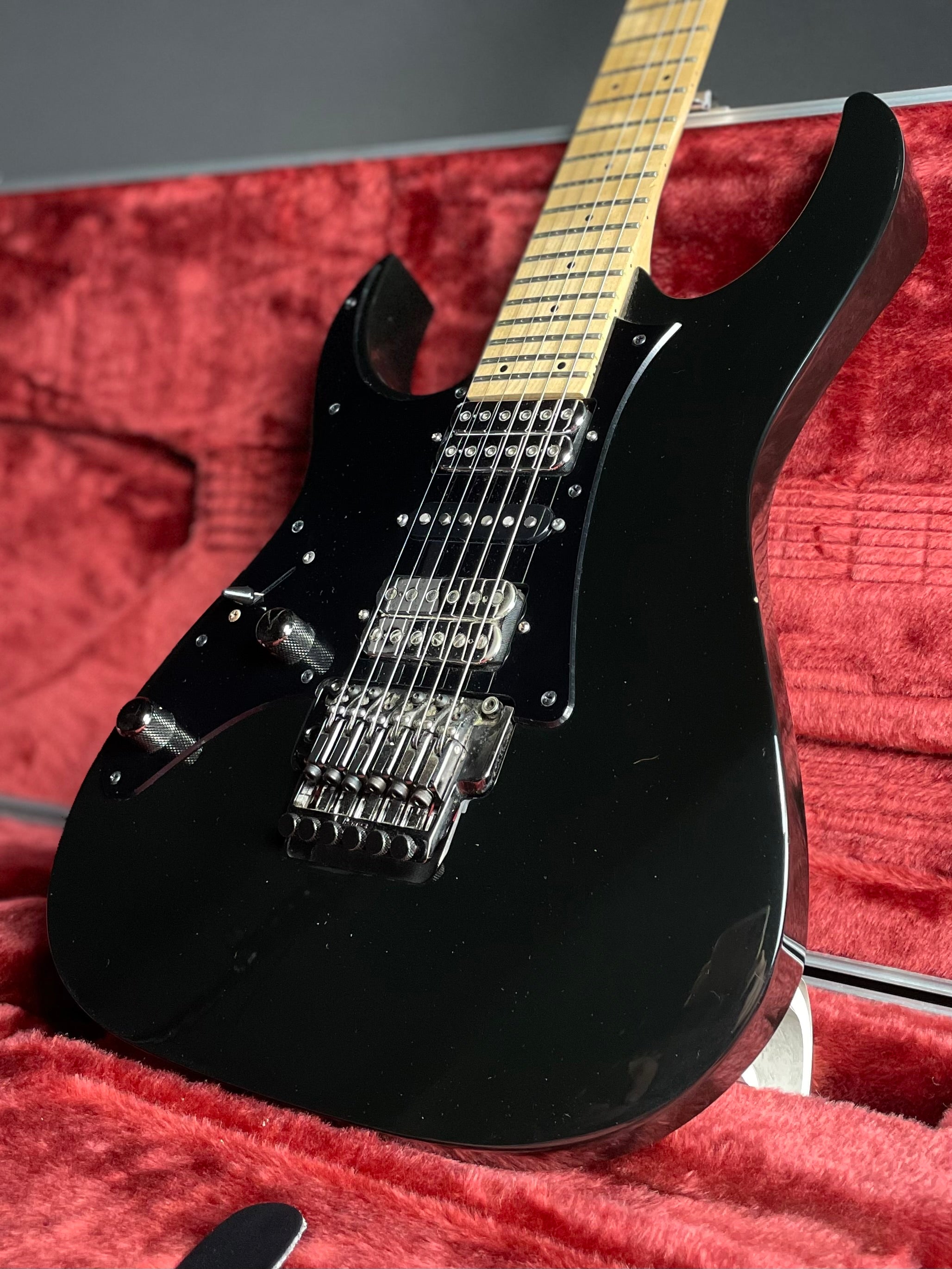 Ibanez Prestige RG1550ML, w/OHSC - Black MIJ (2009) - Metronome Music Inc.