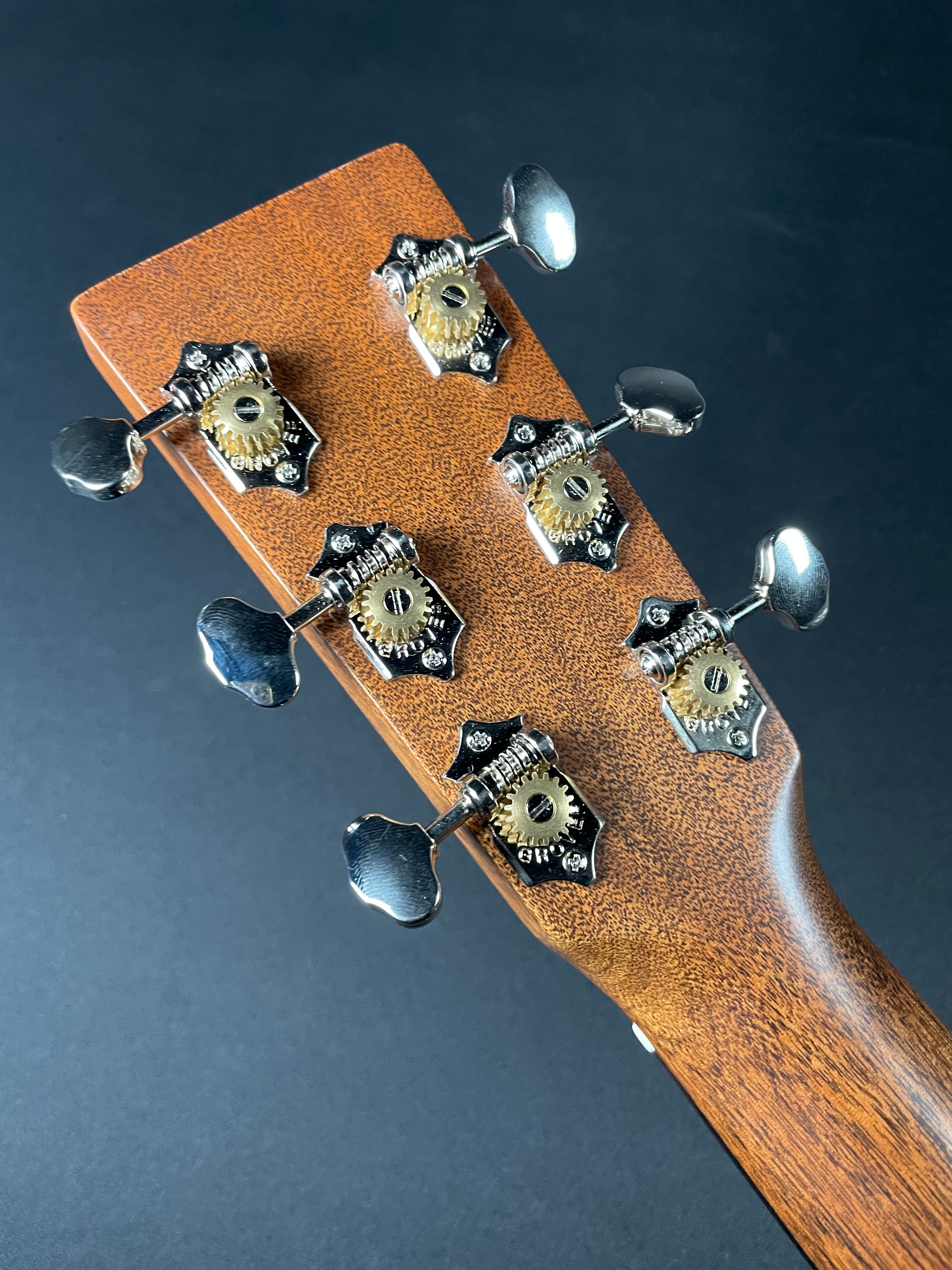 Martin D-17 w/Hardshell Case - Mahogany (2025) - Metronome Music Inc.