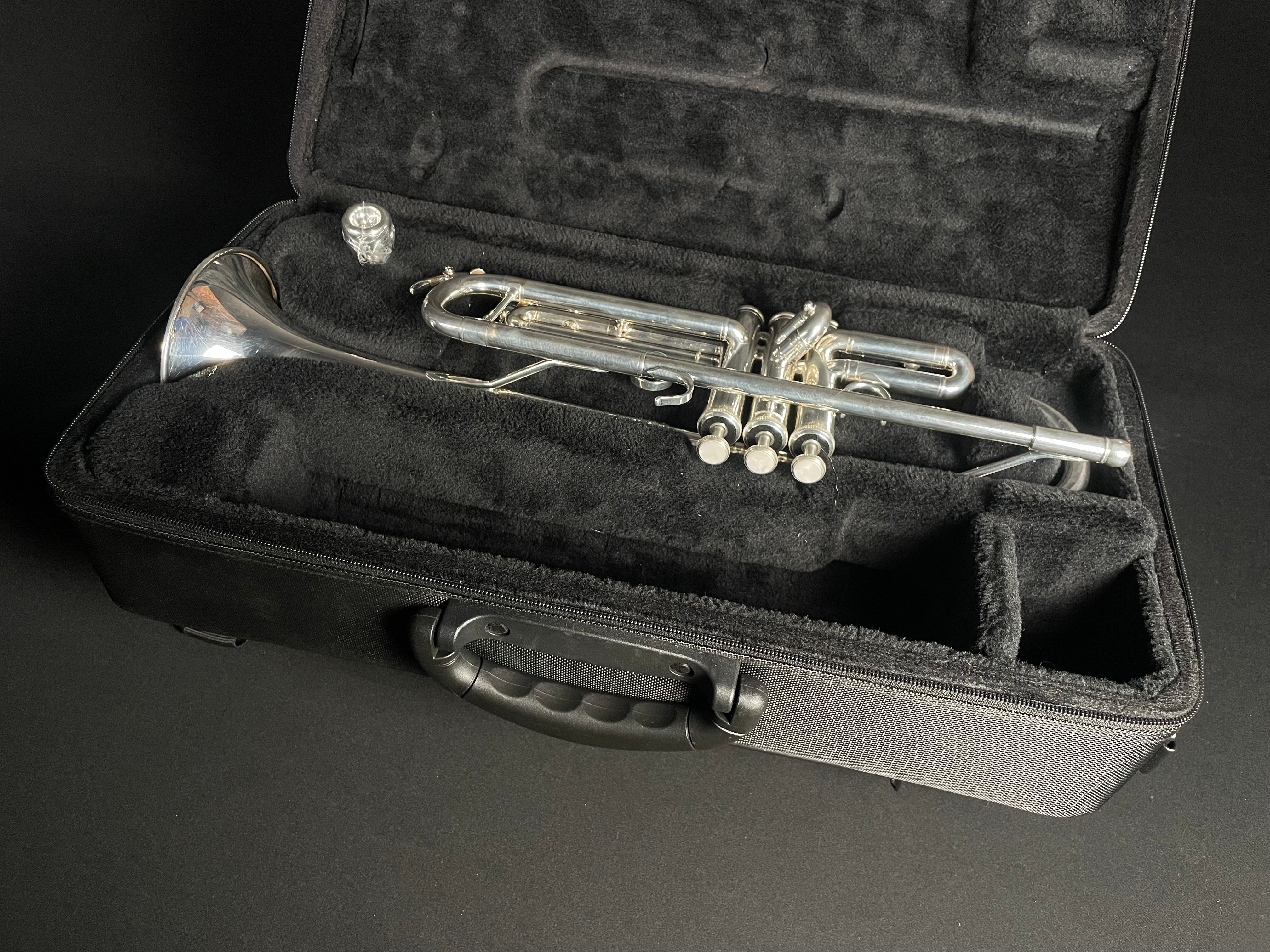 Yamaha YTR-4335GSII Intermediate Bb Trumpet & Case, Silver (Used)