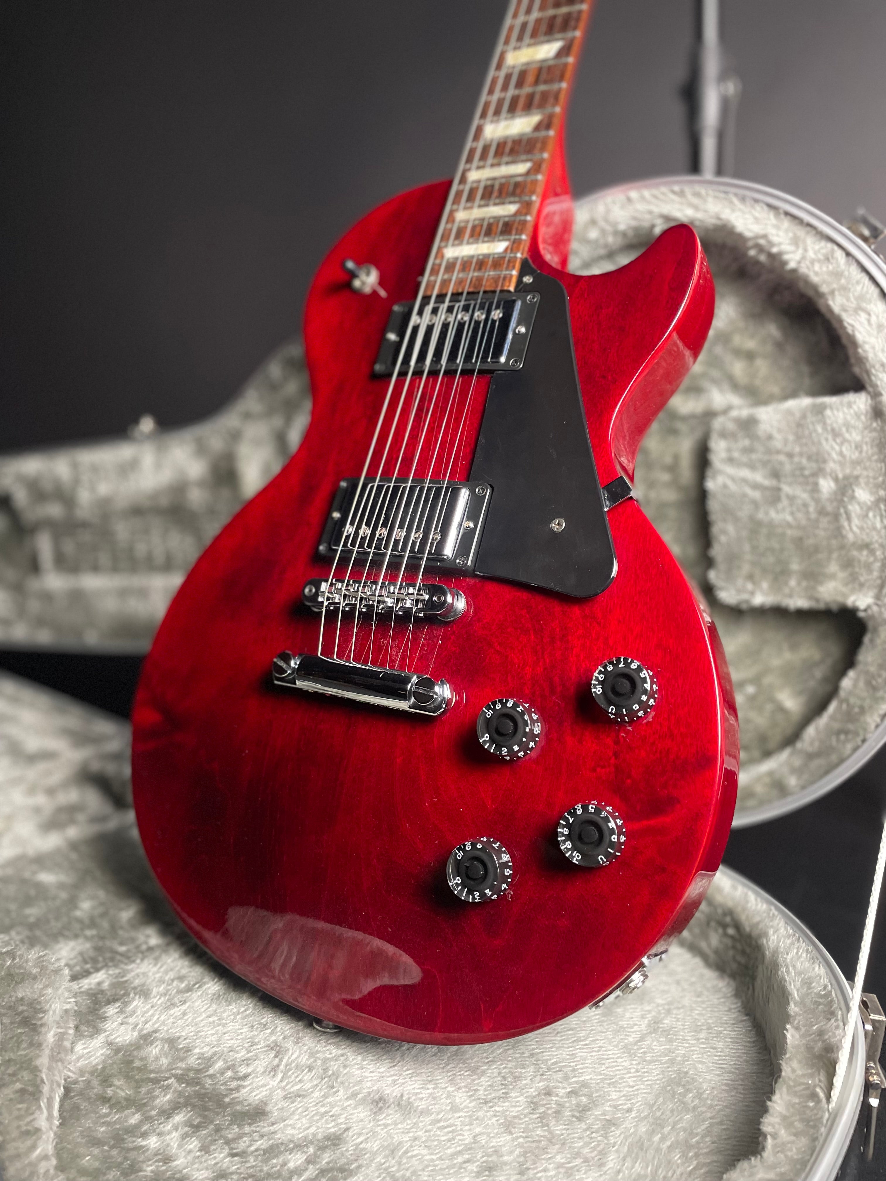 Gibson Les Paul Studio w/HSC - Wine Red (2020)