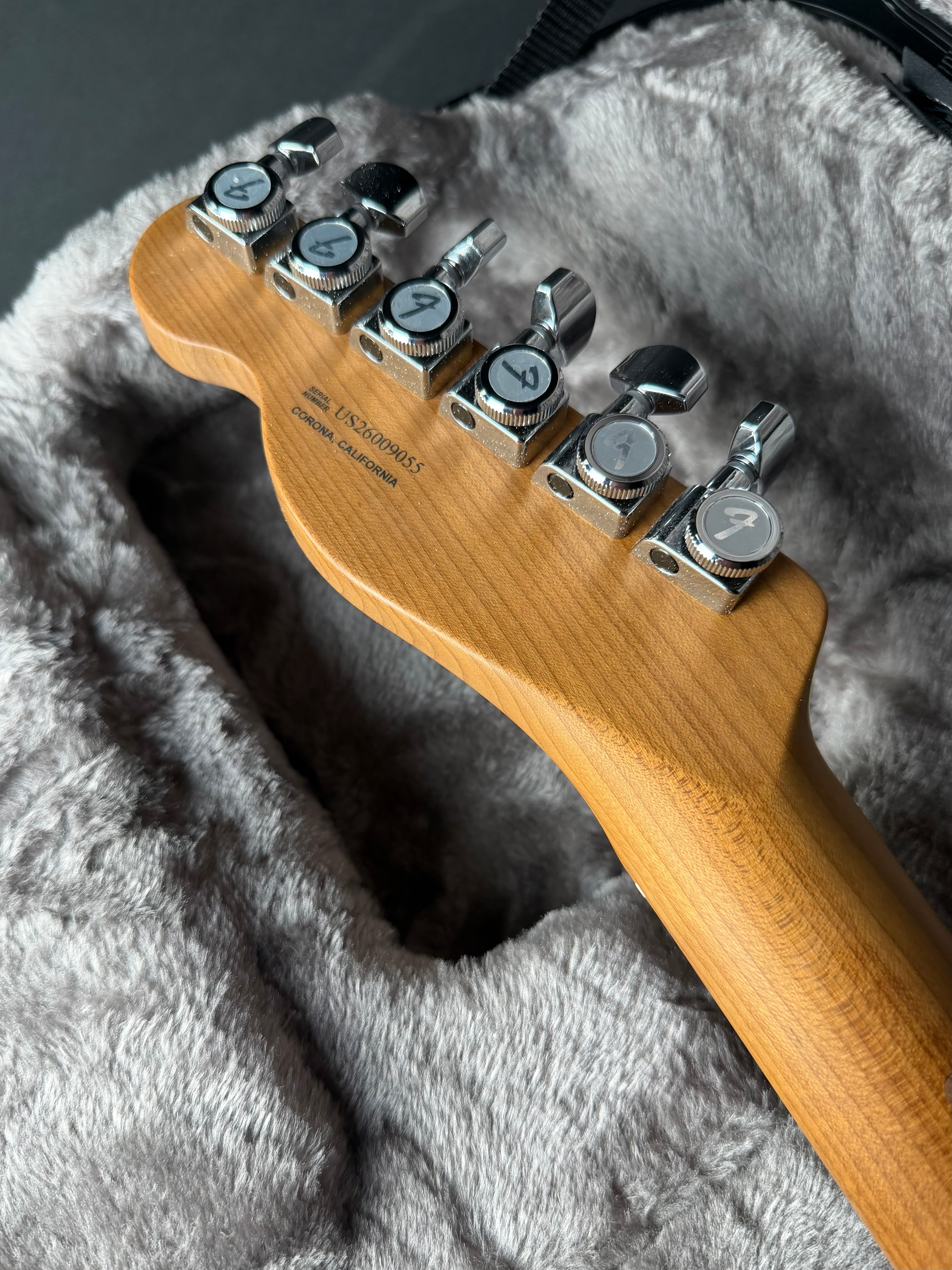 Fender Limited Edition American Ultra II Telecaster - Antique Olive