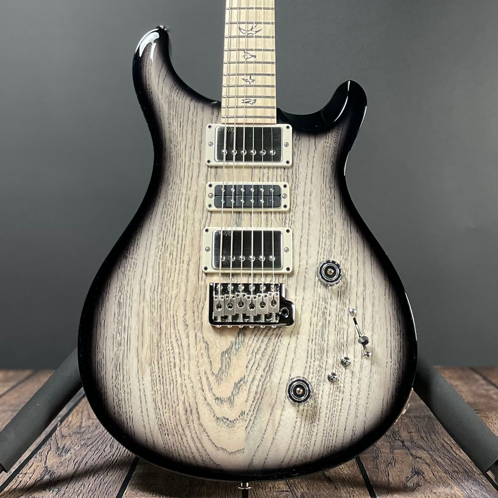 PRS Swamp Ash Special - White Doghair Smokeburst - Metronome Music Inc.