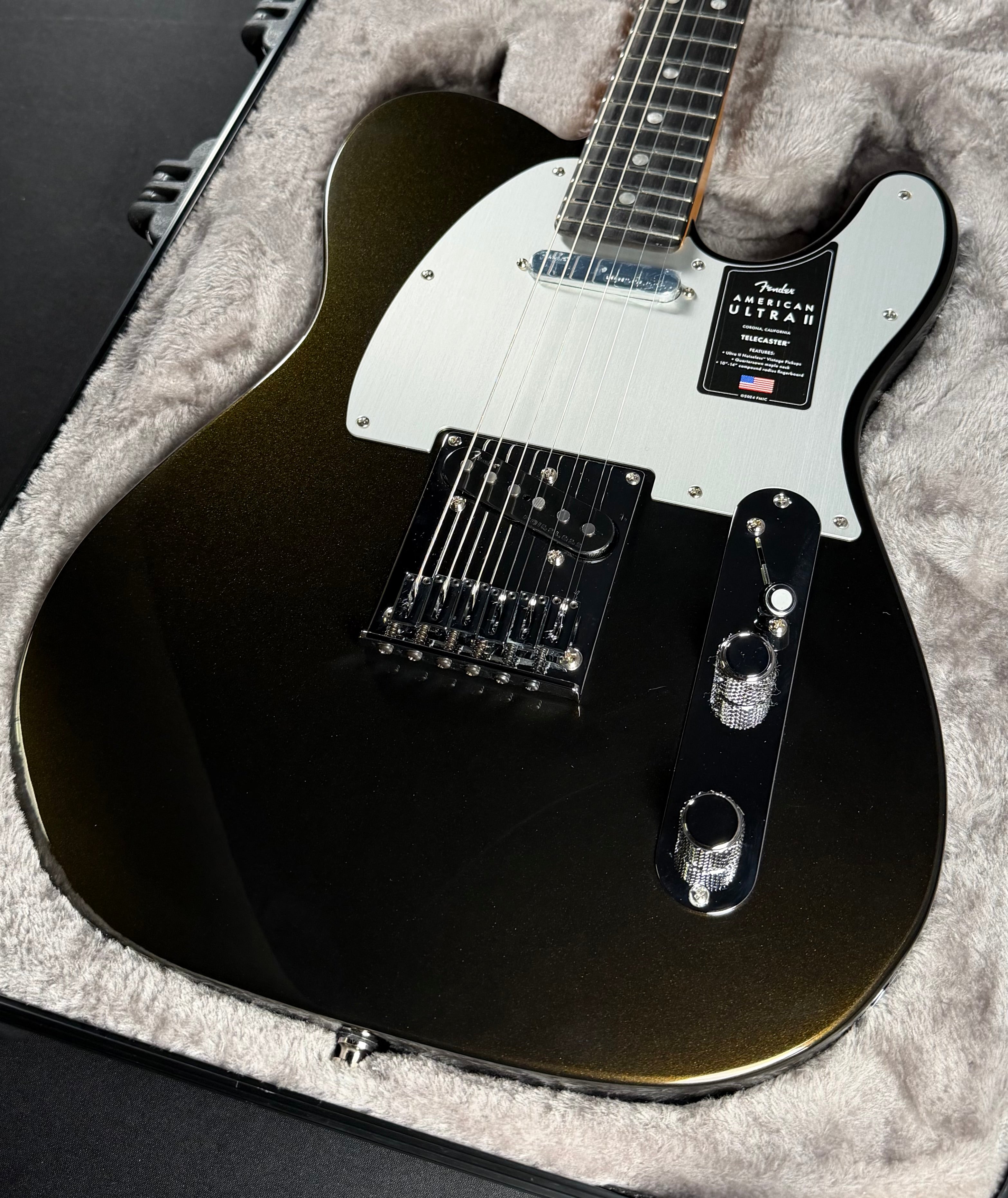 Fender American Ultra II Telecaster, Ebony - Texas Tea (2026)