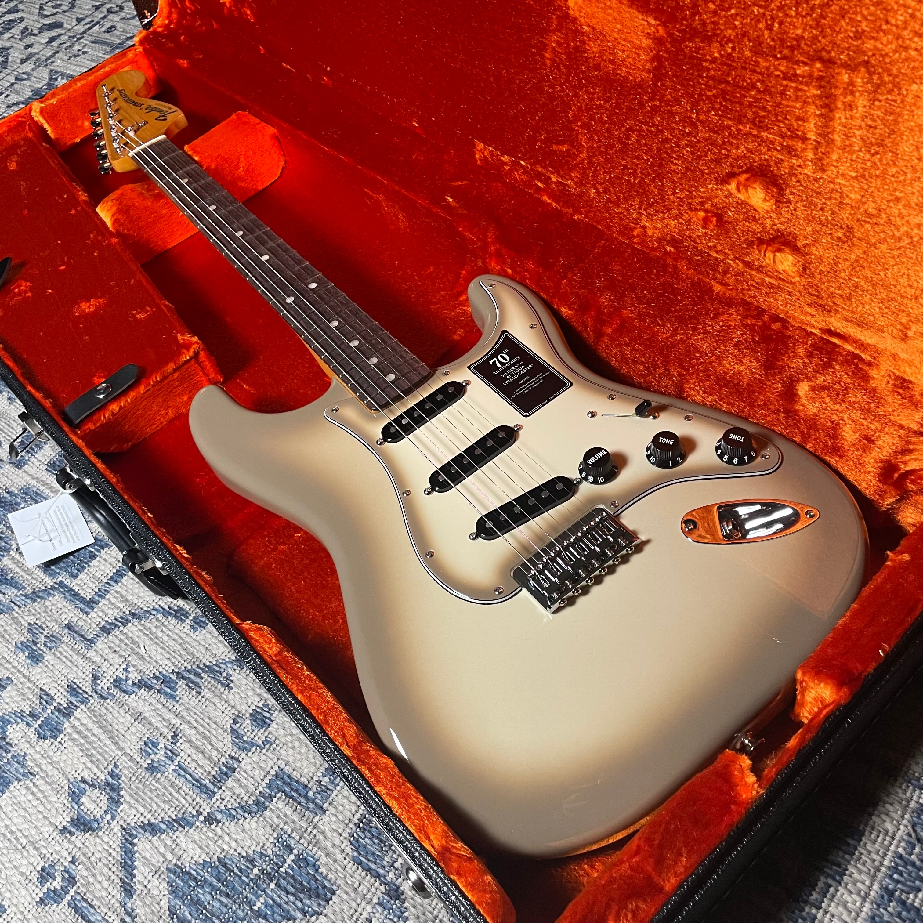 Fender 70th Anniversary Antigua Stratocaster, Rosewood- Antigua (7lbs 11oz) - Metronome Music Inc.