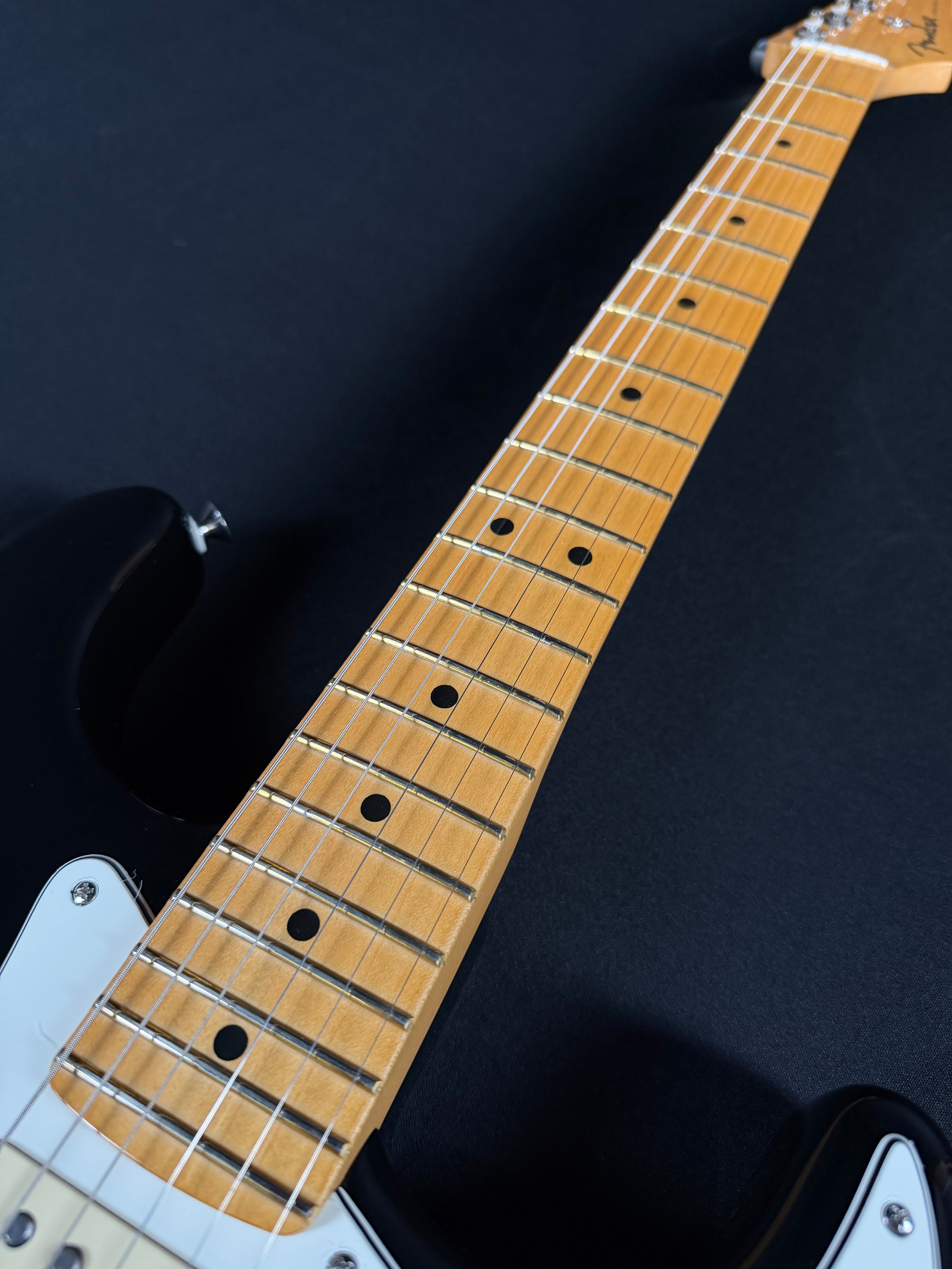 Fender Player II Stratocaster HSS, Maple - Black