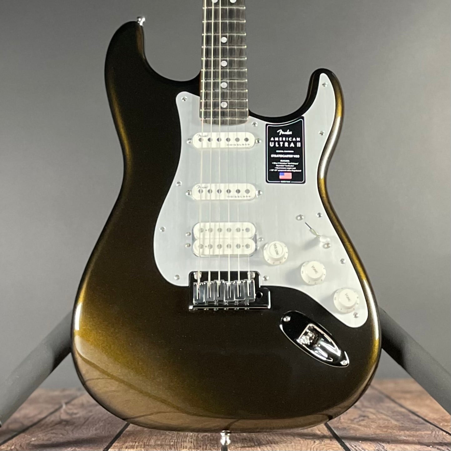 Fender American Ultra II Stratocaster HSS, Ebony- Texas Tea (8lbs 3oz) - Metronome Music Inc.
