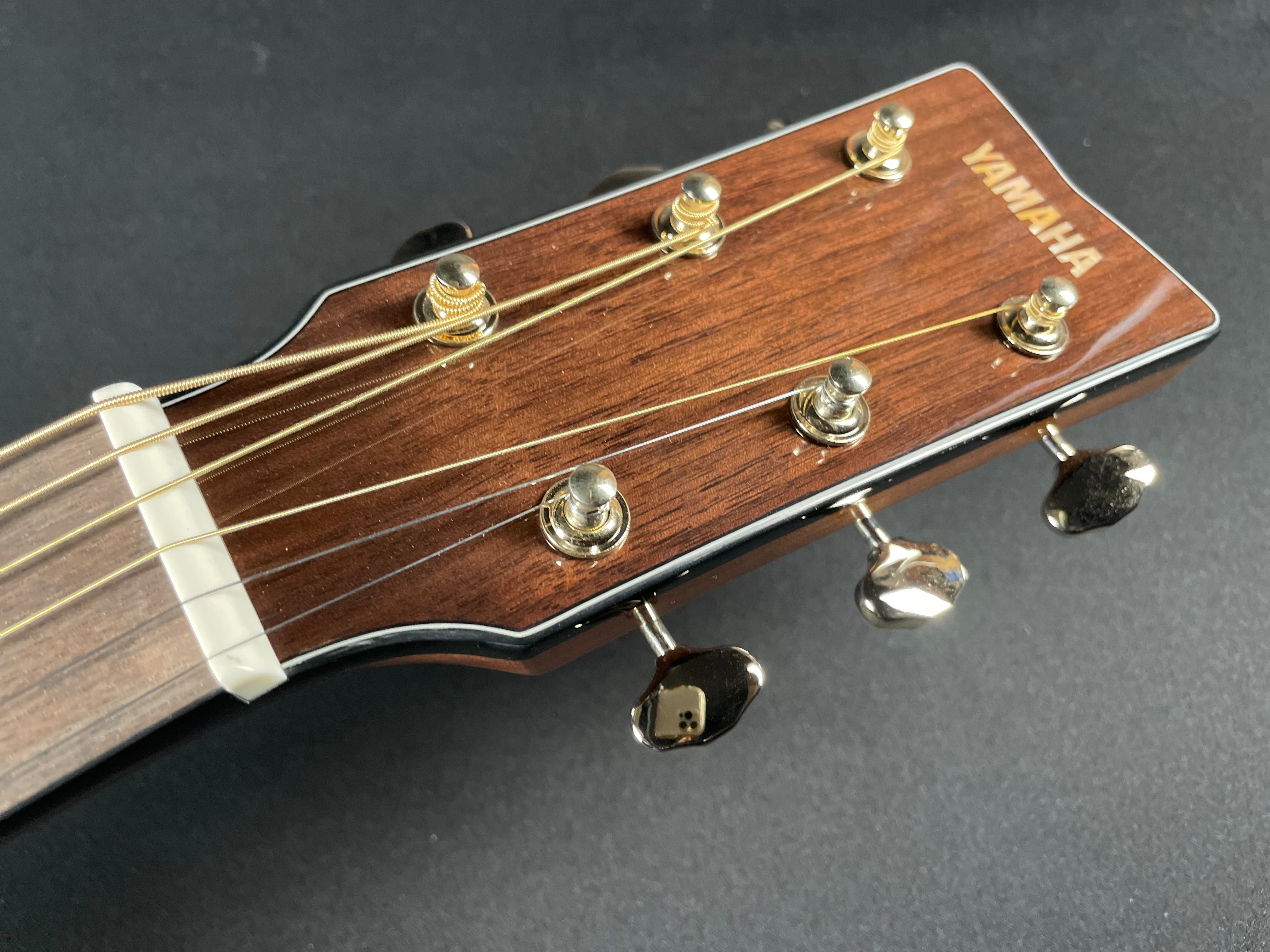 Yamaha Storia III Acoustic/Electric Guitar - Metronome Music Inc.