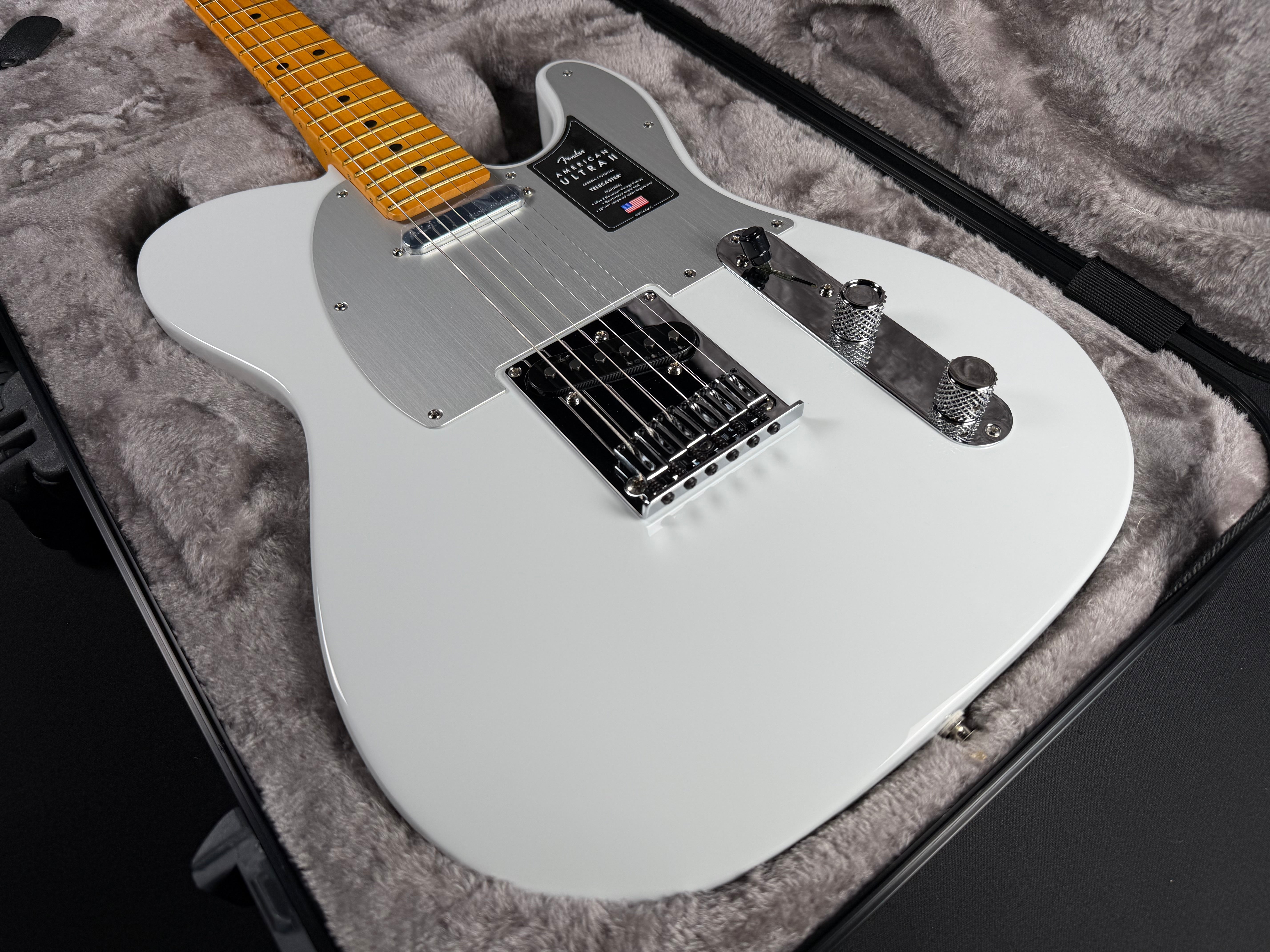 Fender American Ultra II Telecaster, Maple - Avalanche (2026)