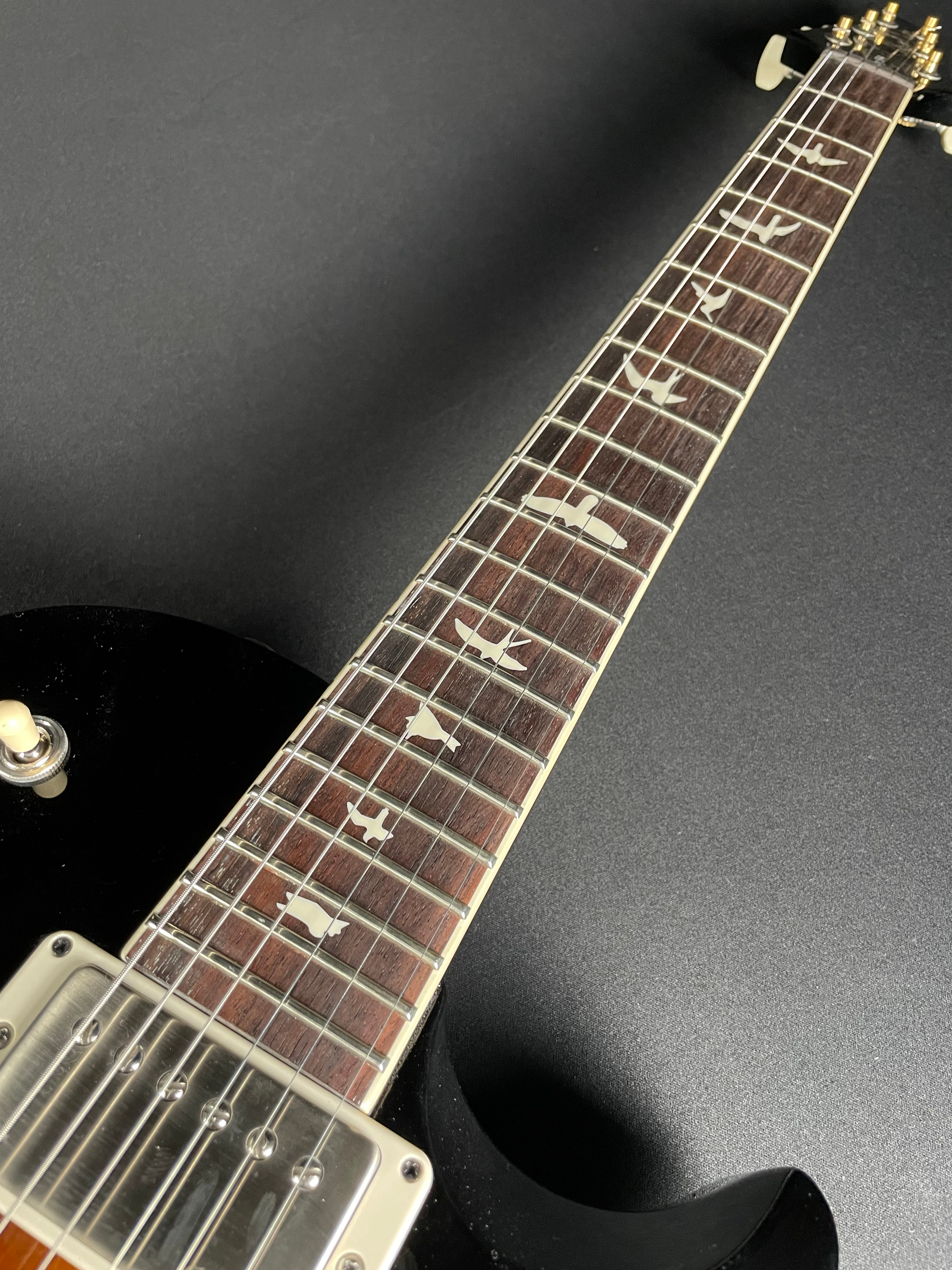 PRS S2 McCarty 594 Singlecut w/Gig Bag - Black Amber - Metronome Music Inc.