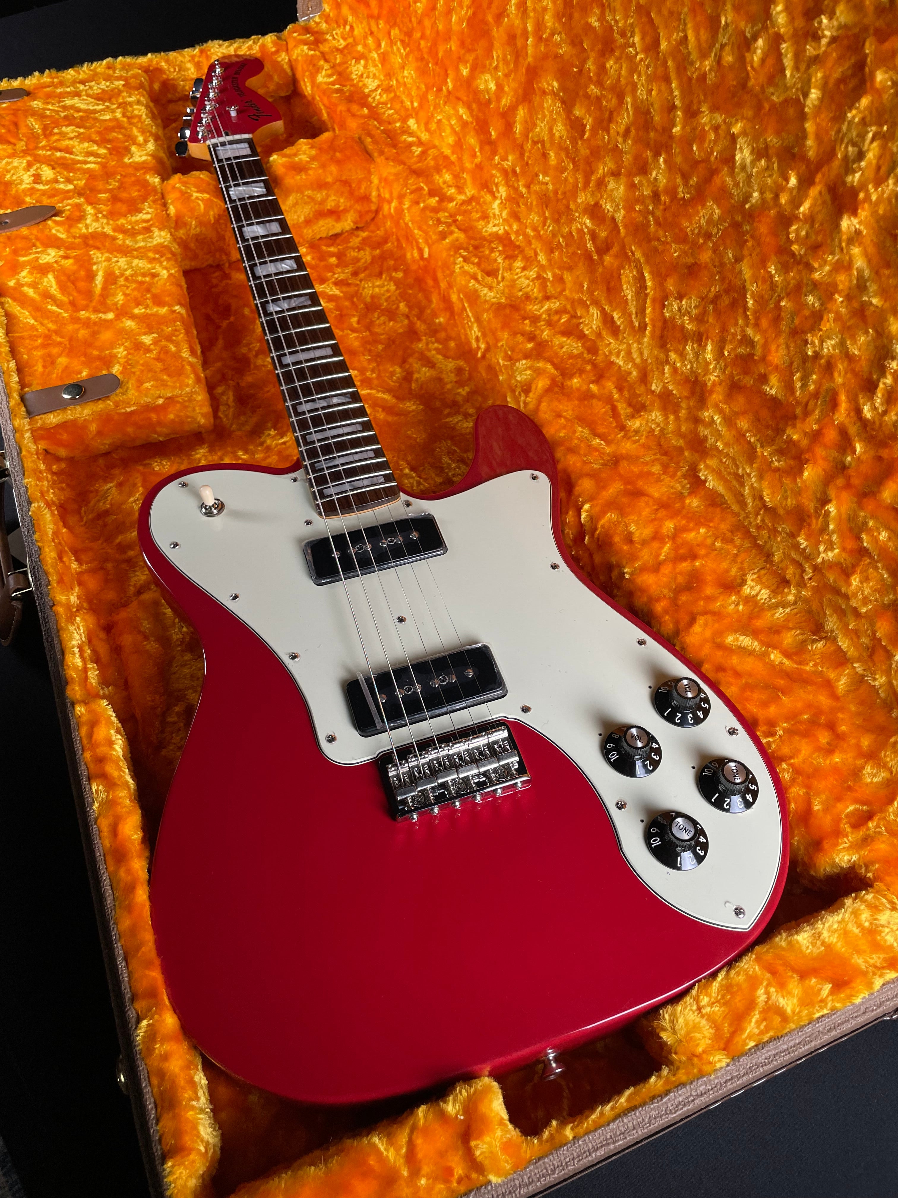 Fender Chris Shiflett Cleaver Telecaster Deluxe - Dakota Red - Metronome Music Inc.