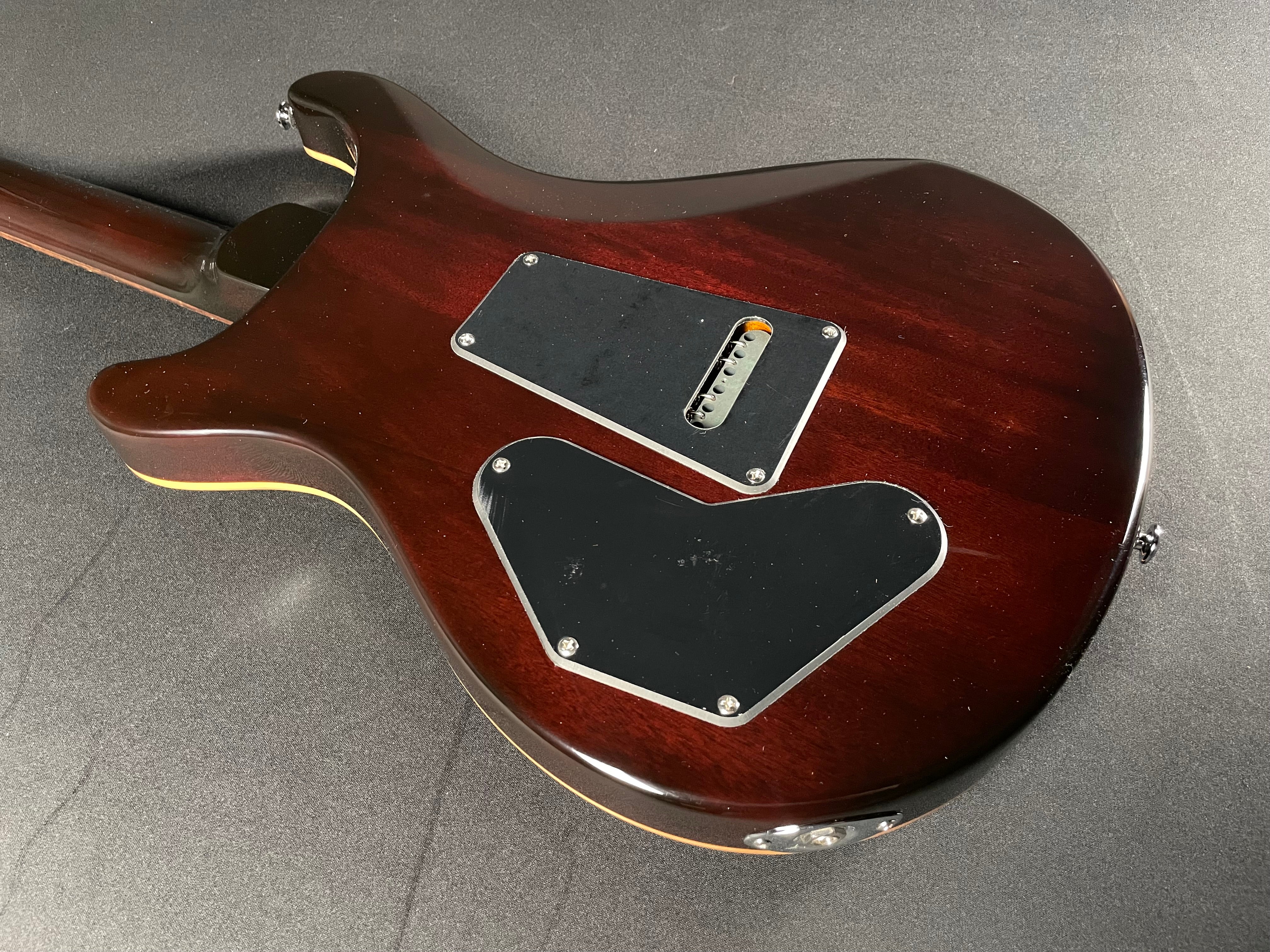 PRS SE DGT w/Gig Bag - McCarty Tobacco Sunburst