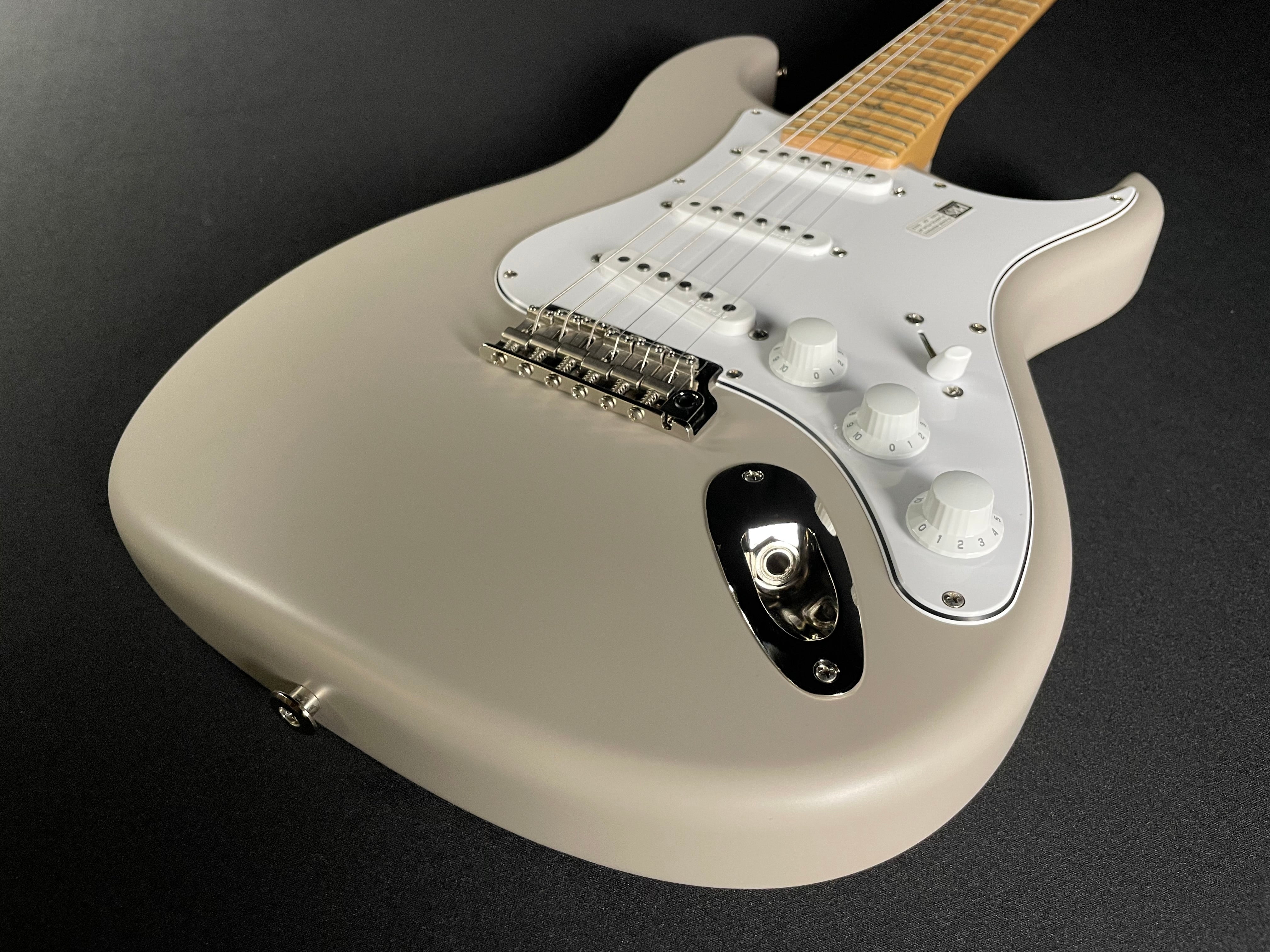 PRS Silver Sky Maple w/Gig Bag - Moc Sand - Metronome Music Inc.