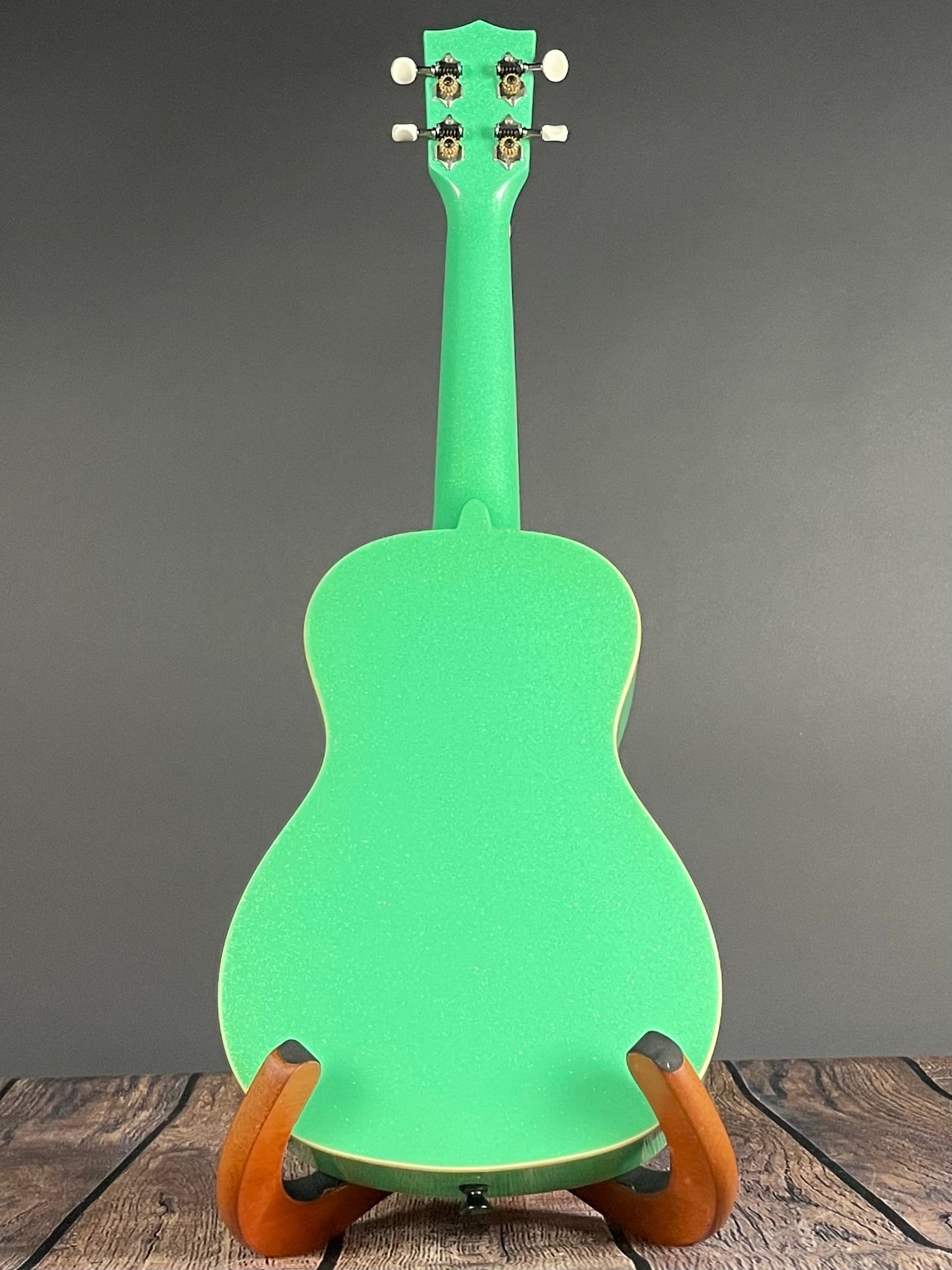 Kala Gatsby Green Sparkle Concert Ukulele - Metronome Music Inc.