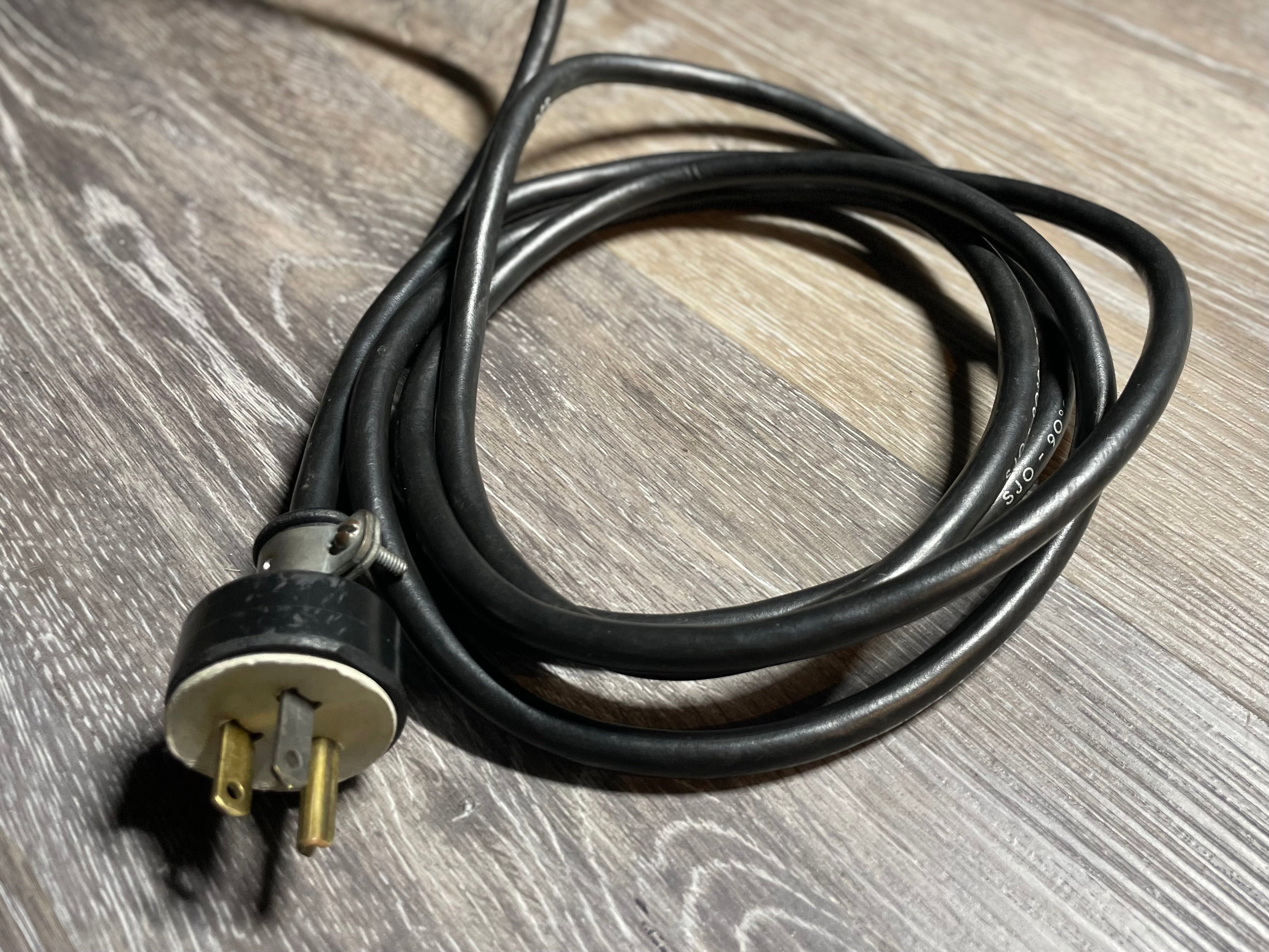 Fender Twin Reverb 100-Watt 2x12" Guitar Combo (1973) - Metronome Music Inc.